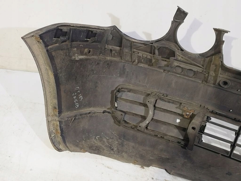 VW Polo 9N bumper front front