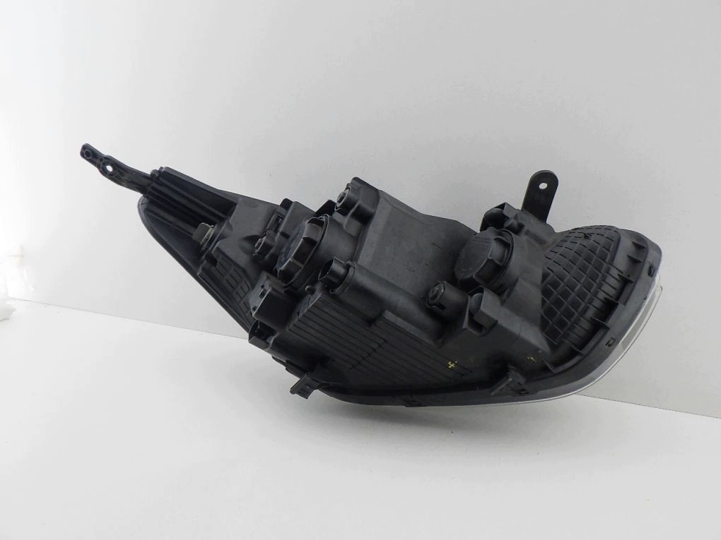 HYUNDAI I20 and LIFT 12- light front left