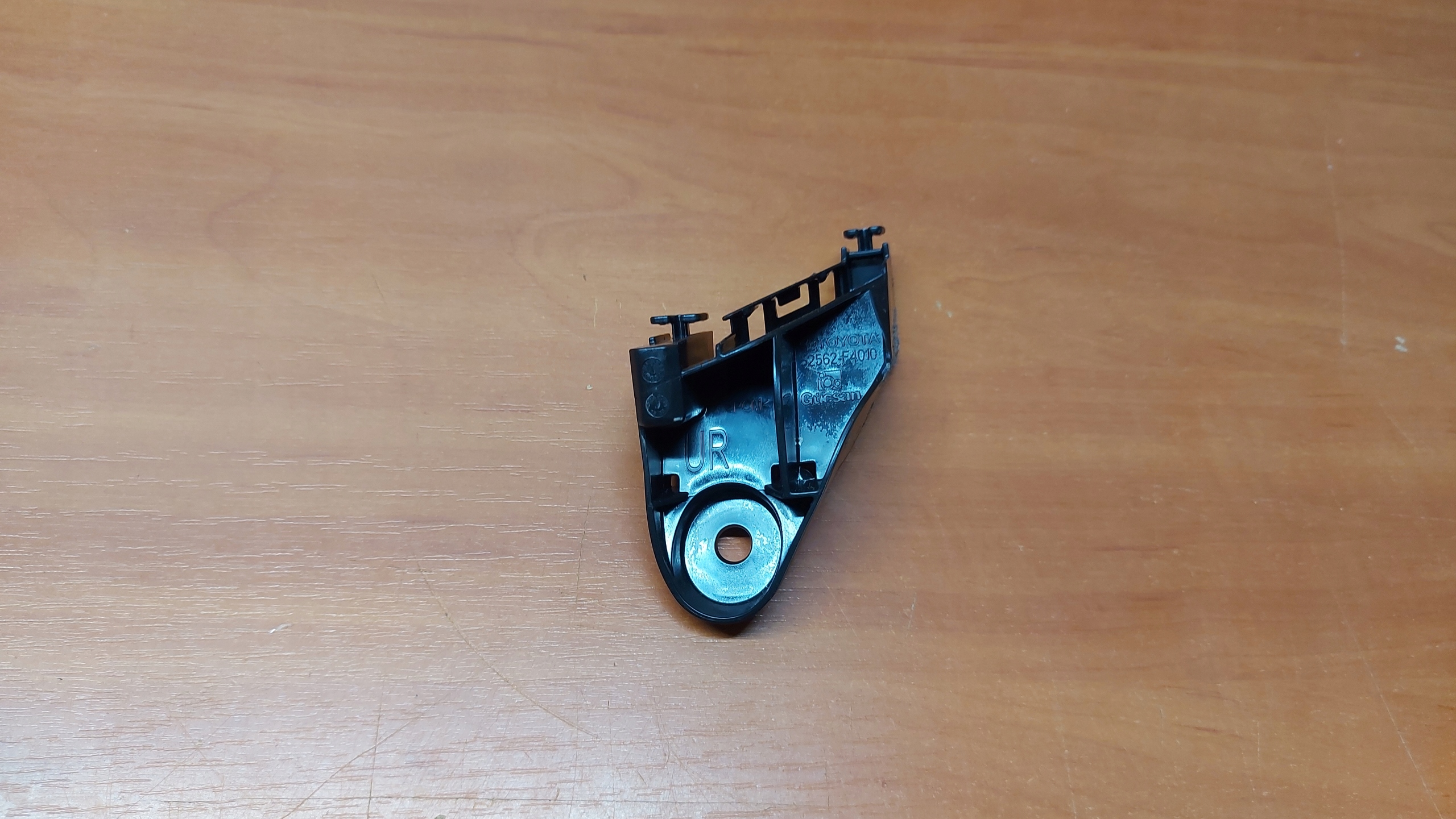 bumper bracket right rear part TOYOTA CHR C-HR 16
