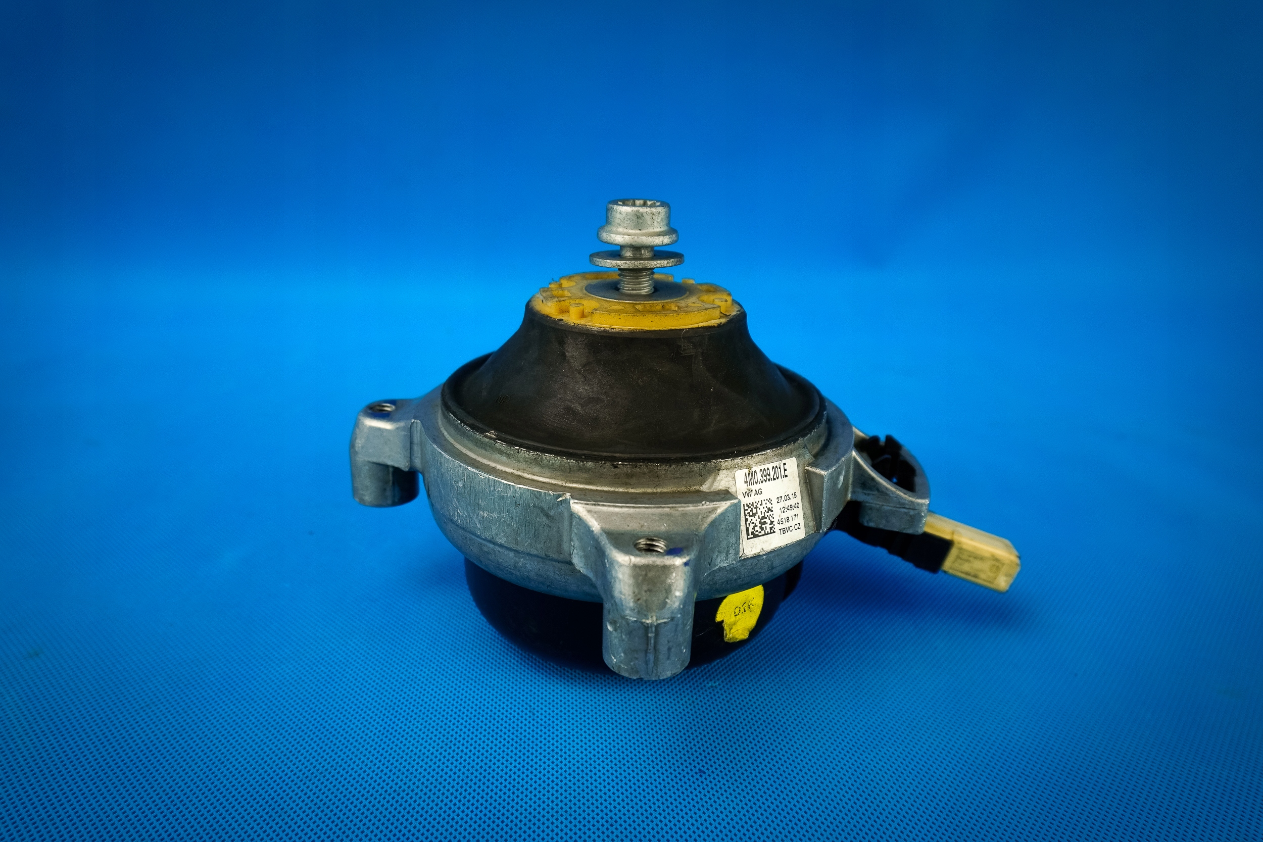airbag getriebehalter getriebe Audi Q7 4M 4M0399201E