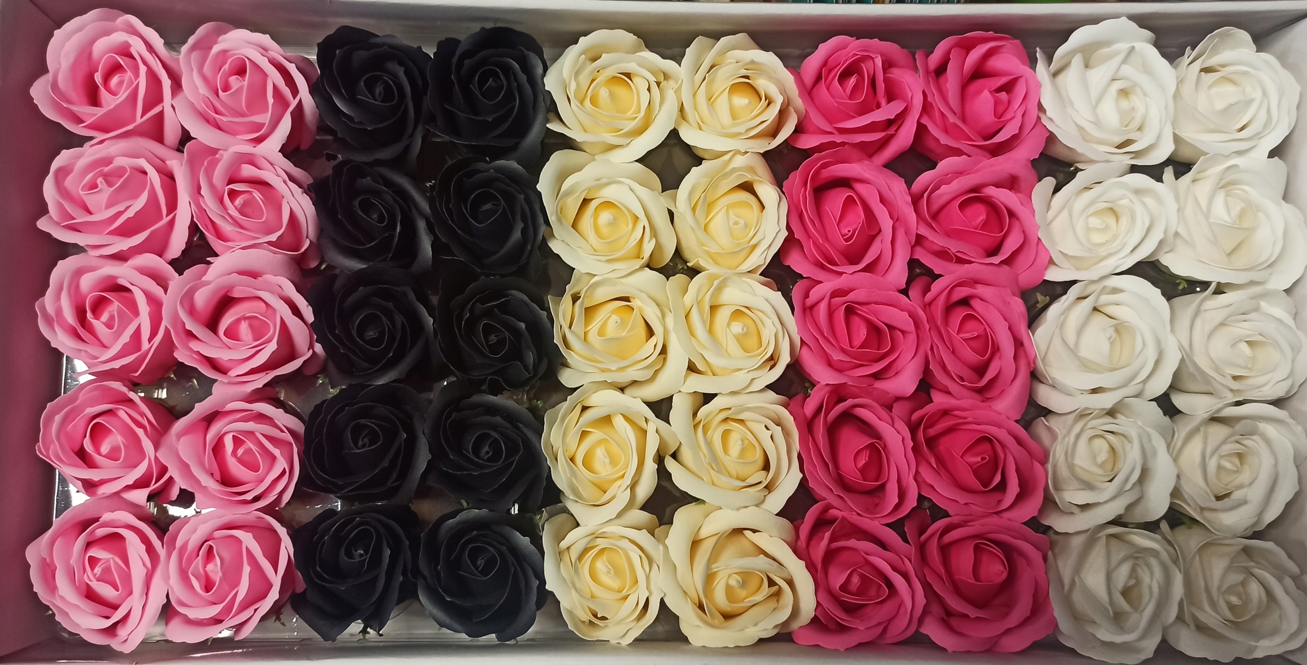 Róża mydlana róże mydlane 50szt mix kolorów różowa, czarna, biała, kremowa