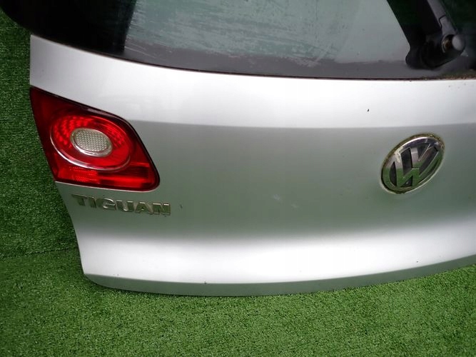 VW TIGUAN 08-12 boot doors rear part