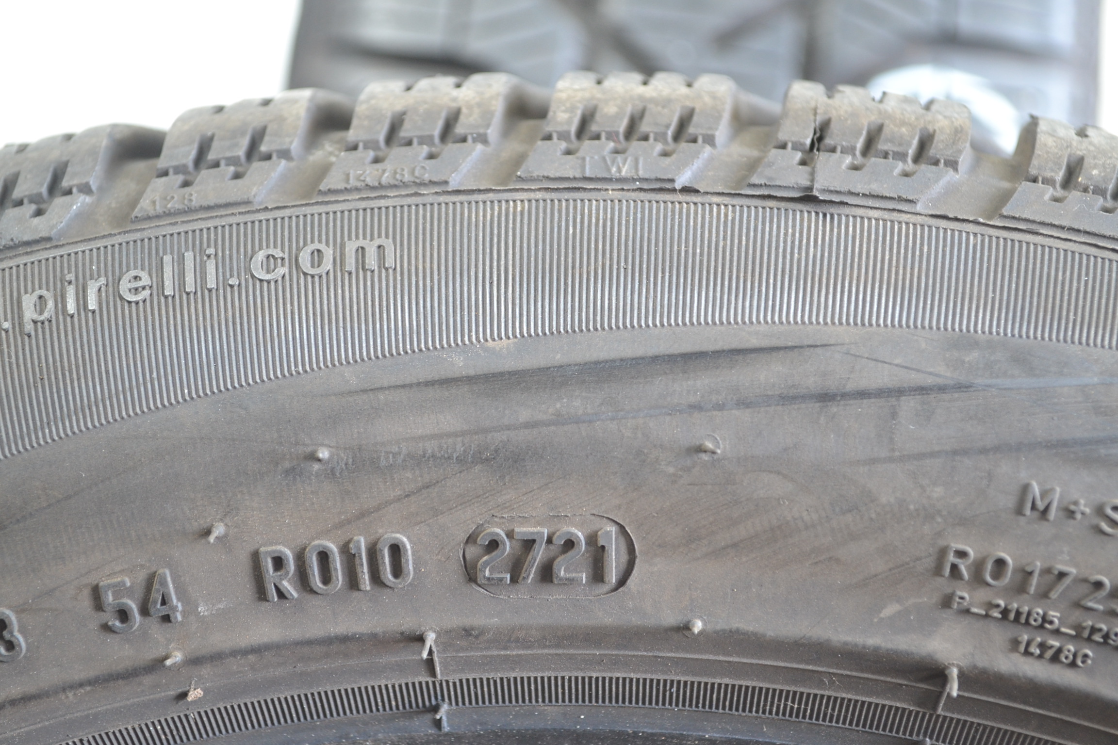 195/55R16 87H PIRELLI SNOWCONTROL SERIE 3 RFT x2szt 7828z Kod producenta 2301000