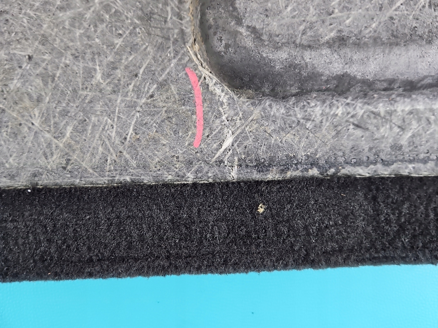 багажника volvo V90 39841074