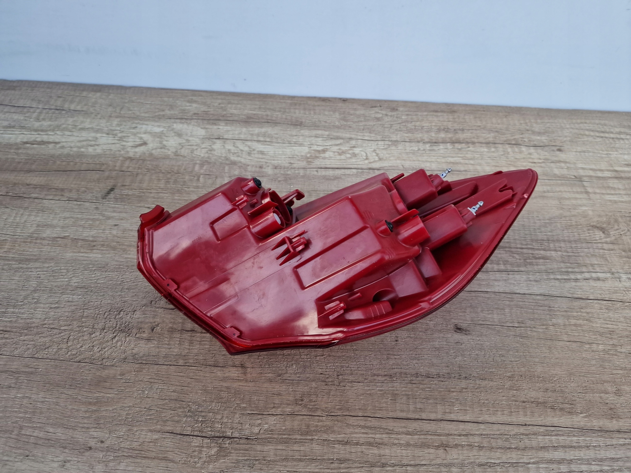 KIA CEED 2 II HB right light rear part NAROZNA 92402A20