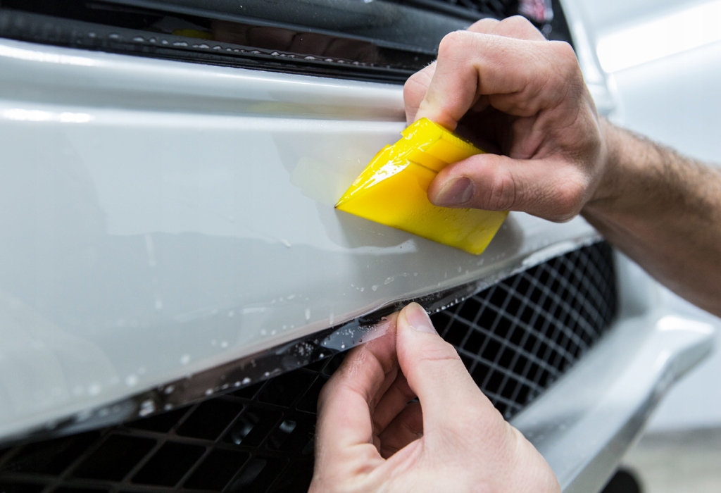 FOLIA BEZBARWNA PRZEZROCZYSTA SAMOPRZYLEPNA 15m *152cm OCHRONNA PPF NA AUTO Producent New Vision