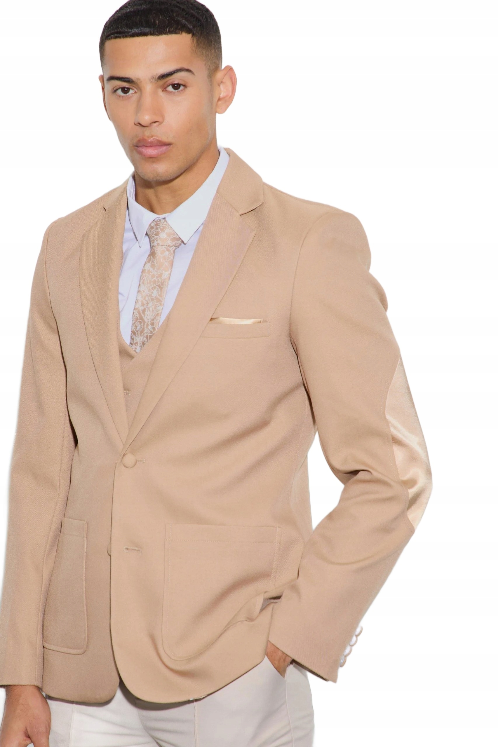 Boohooman Béžový Pánský Slim Oblek S Vestou A Záplatami Na Loktech 36 Z3A*