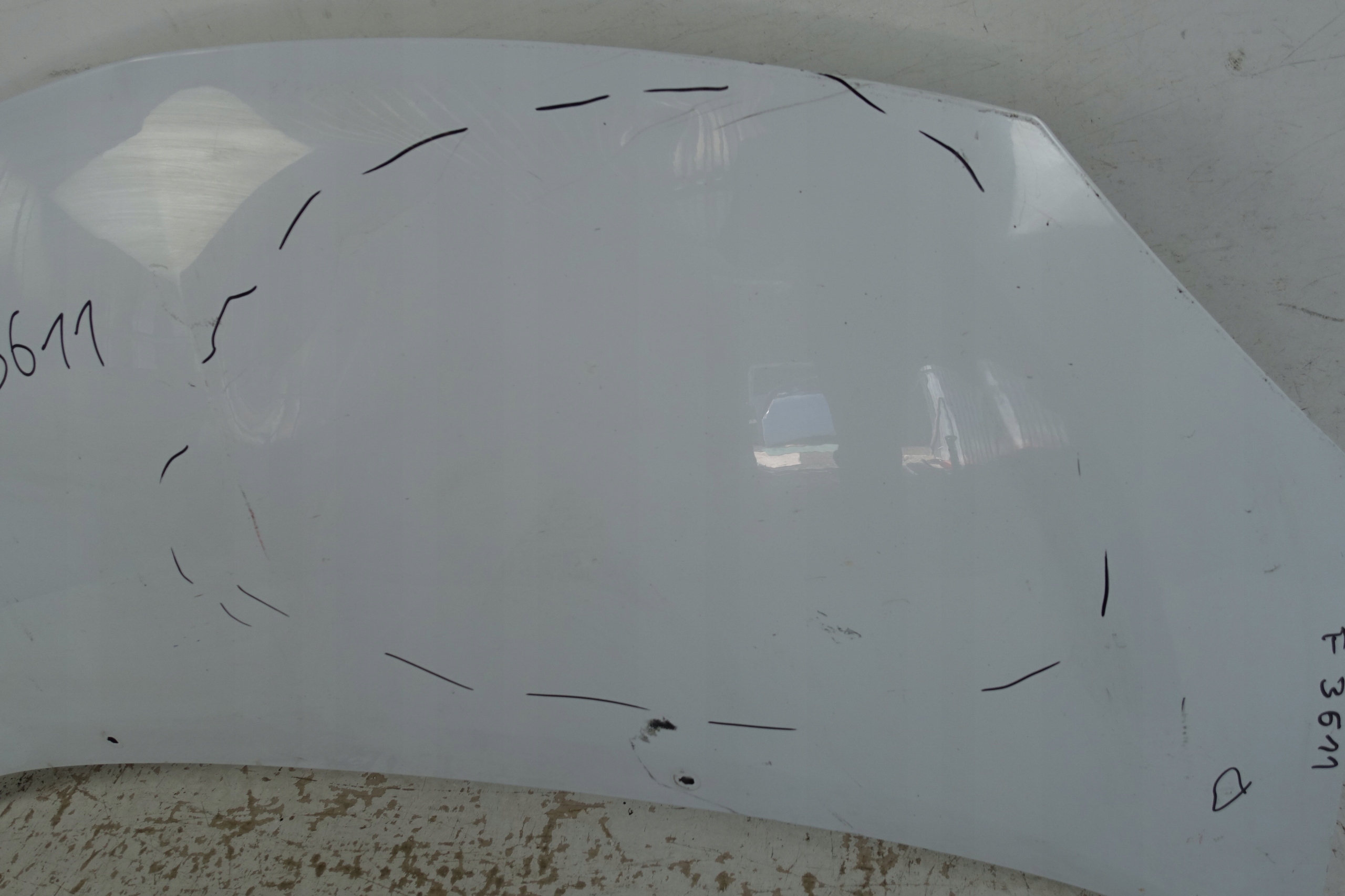 RENAULT TWINGO II 2007- bonnet