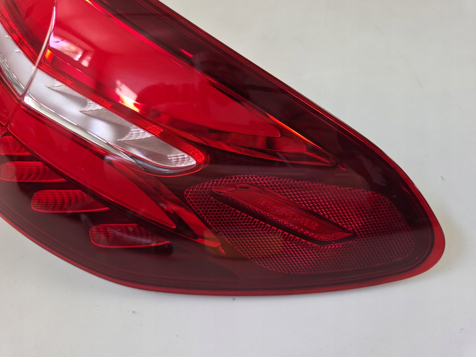 light led right rear part MERCEDES GLC X253 W253 2015-19r. rear right