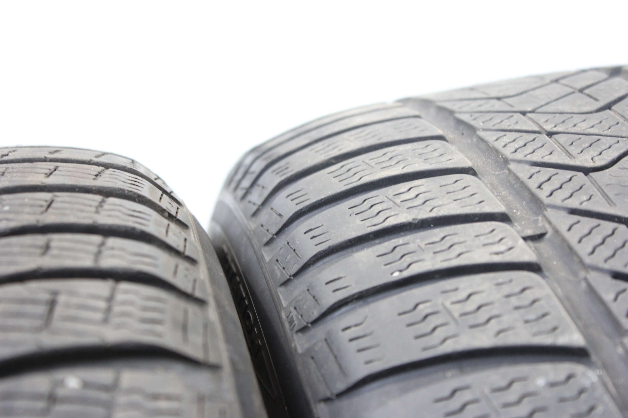 245/50R19 OPONY ZIMOWE PIRELLI SOTTOZERO 3 * 2019r Marka Pirelli