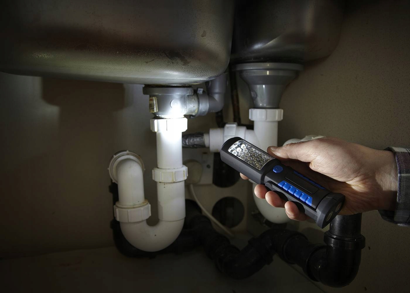 RING LATARKA WARSZTATOWA LED HAK OBROTOW EAN (GTIN) 5055175236766