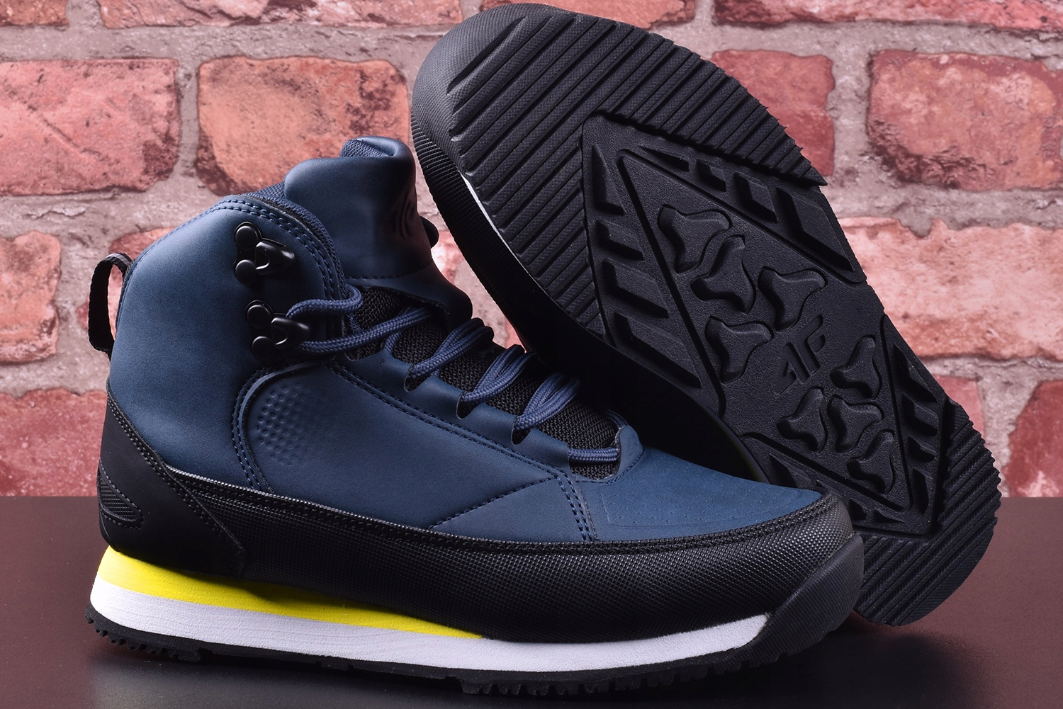 Buty Juniorskie Zimowe 4F HIKER FWINM003 31 r.38 sportowe śniegowce Rozmiar (new) 38