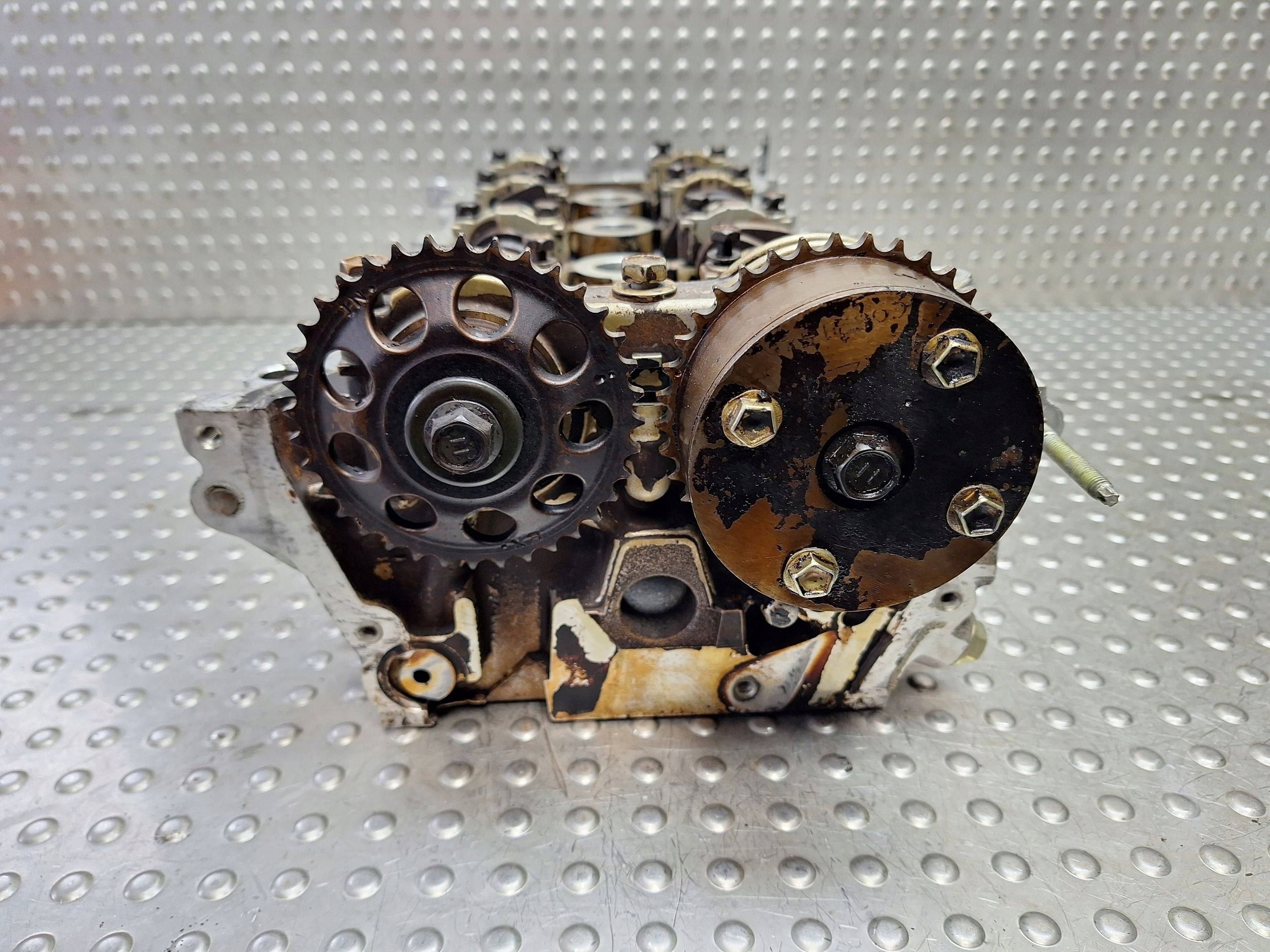 TESTATA TOYOTA COROLLA E12 02-07 1.6 VVTi 3ZZ