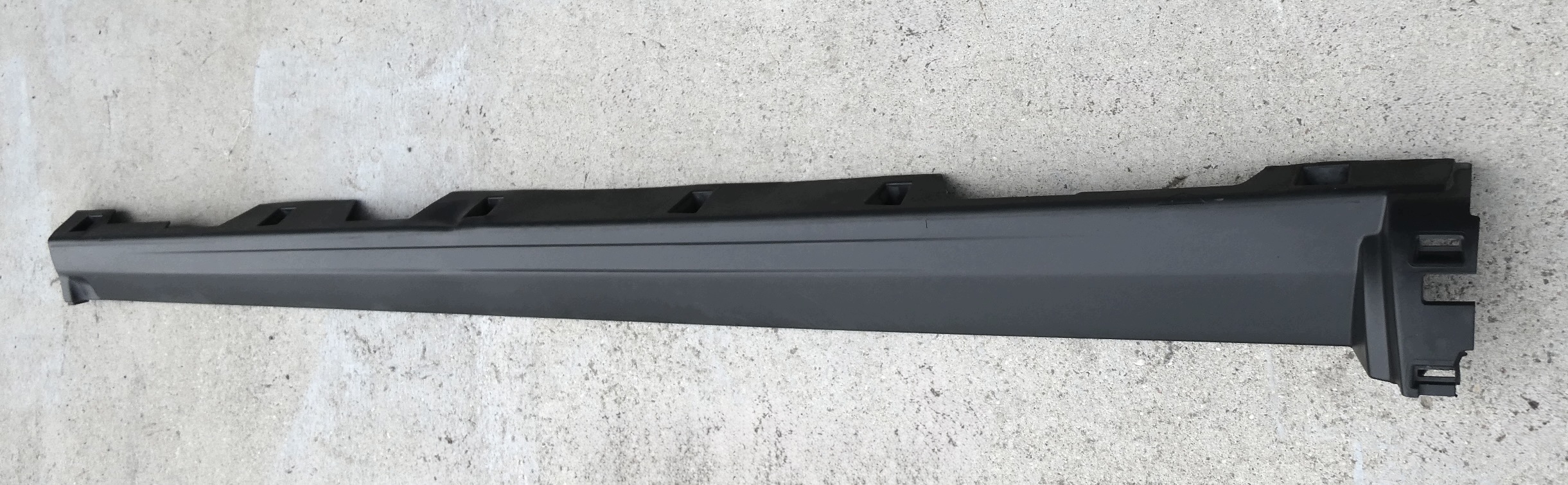 left moulding threshold threshold cap of the threshold LAND ROVER DISCOVERY SPORT L550