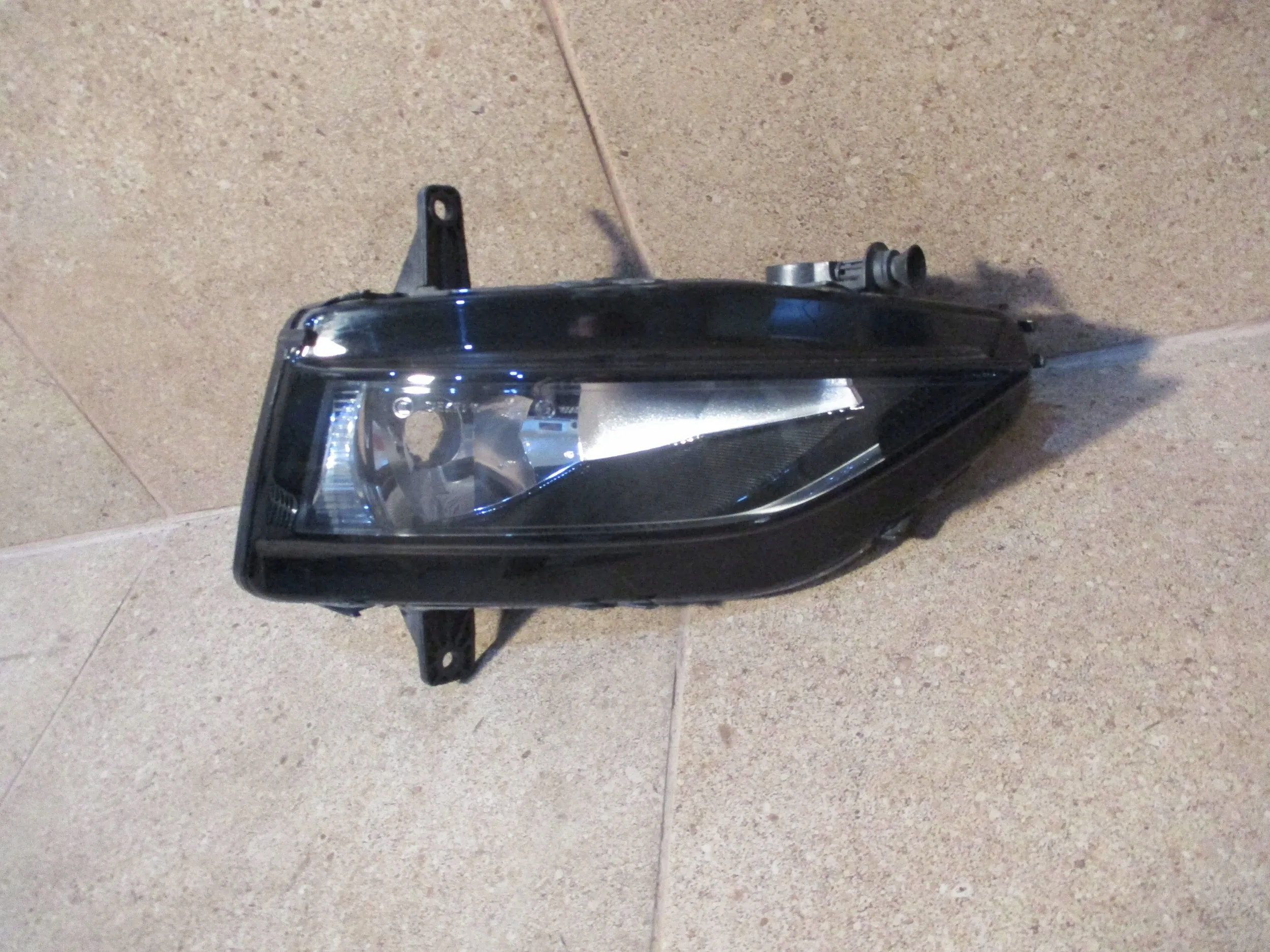NEBELSCHEINWERFER RECHTS VW GOLF VII LIFT