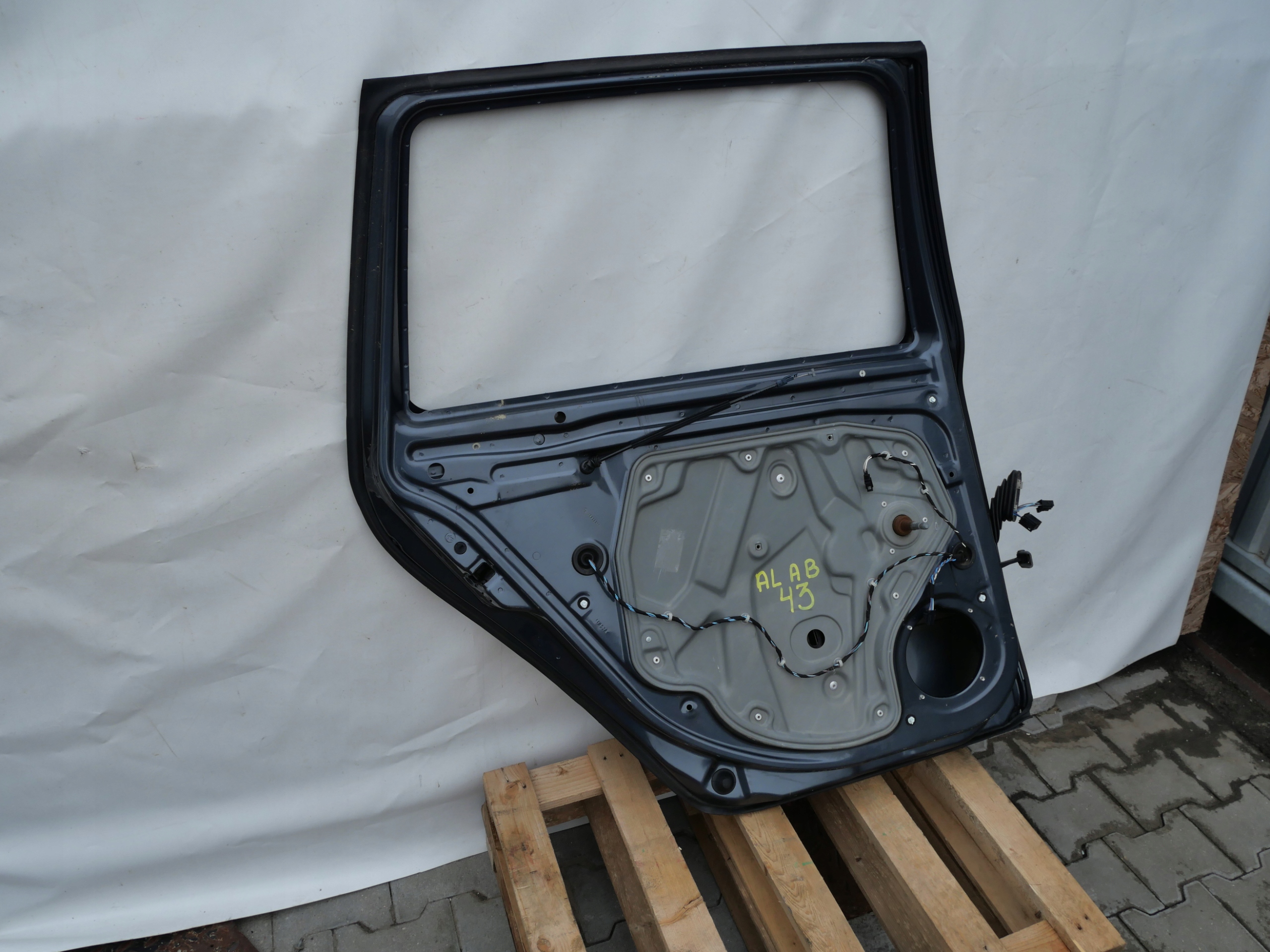 Tür links heck SKODA OCTAVIA II