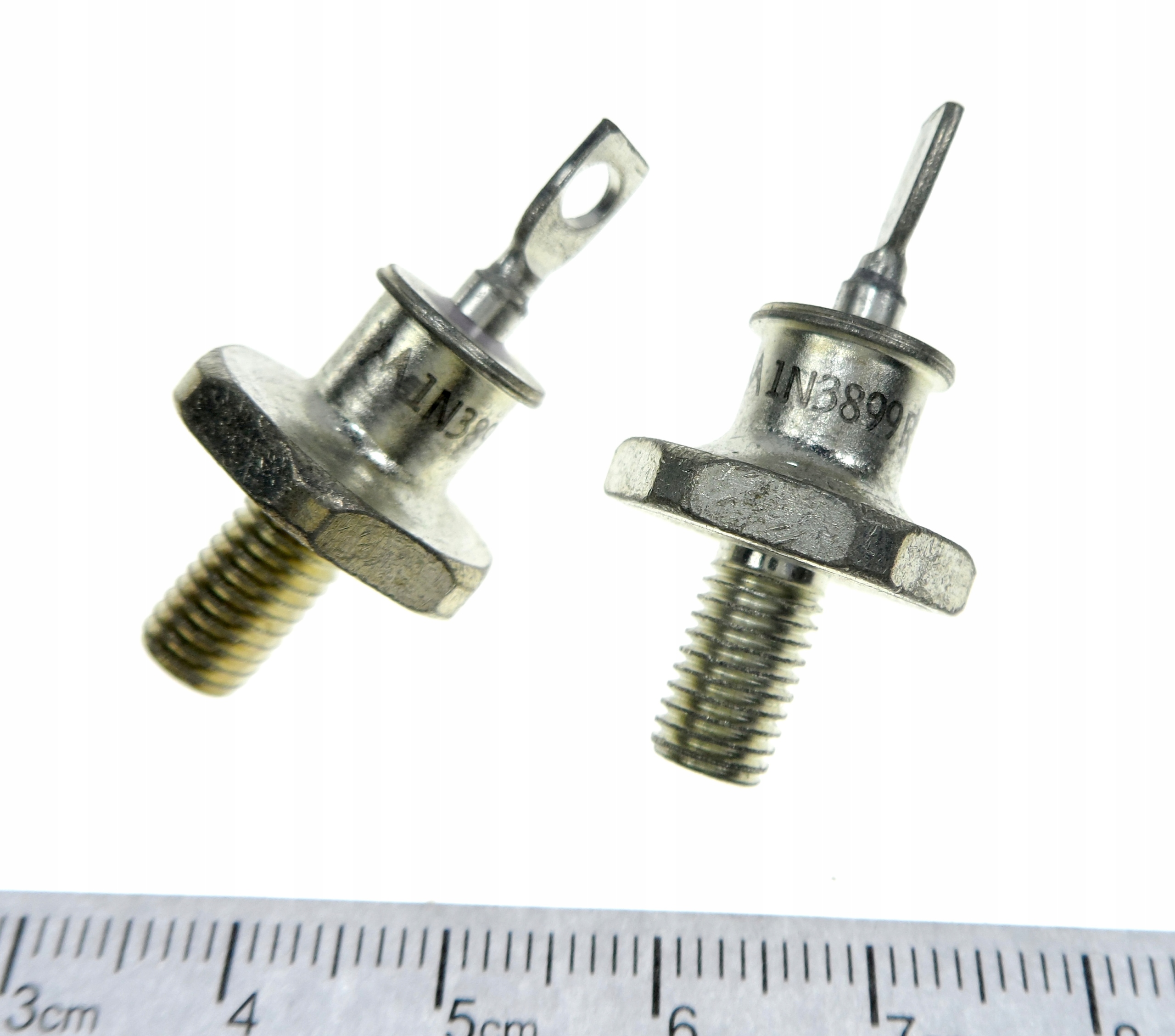 |STcs| 1N3899R Dioda50V 20A DO5 antyk