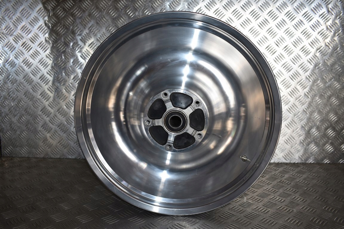 Обод HARLEY DAVIDSON V-ROD VRSCA