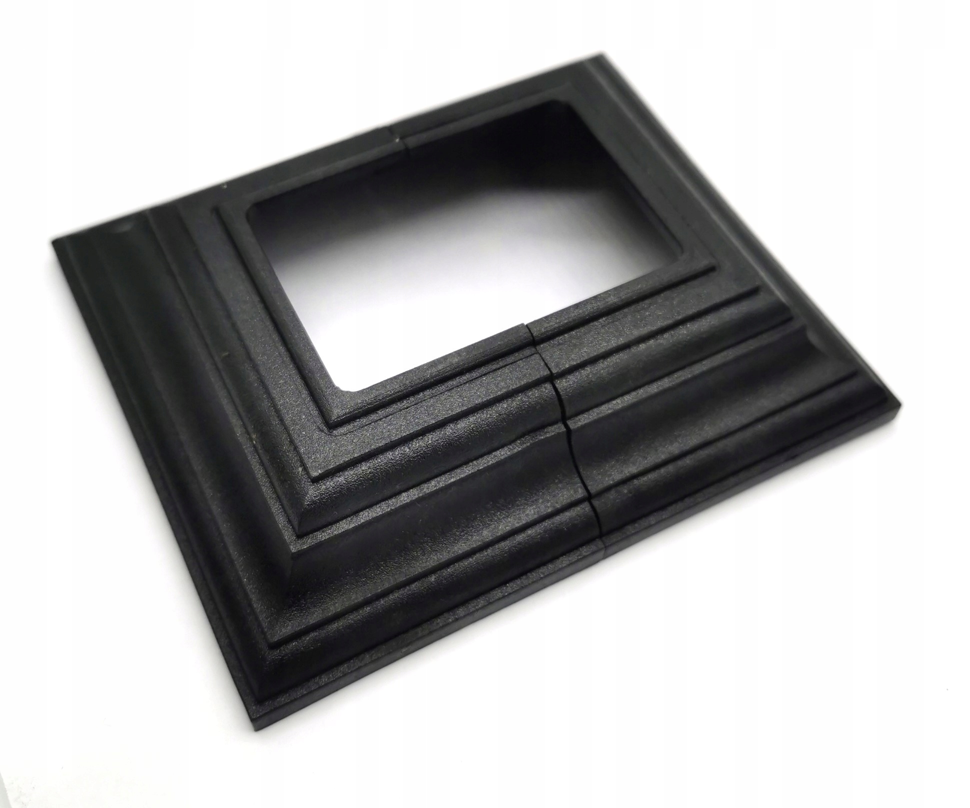 podstawa maskownica do słupka 60x40mm piramidka