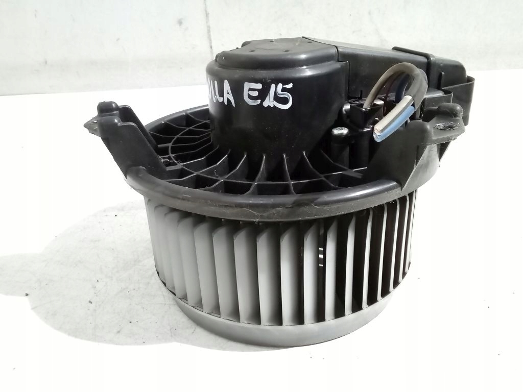 Toyota Corolla E15 dmuchawa Lüfter des lüfters