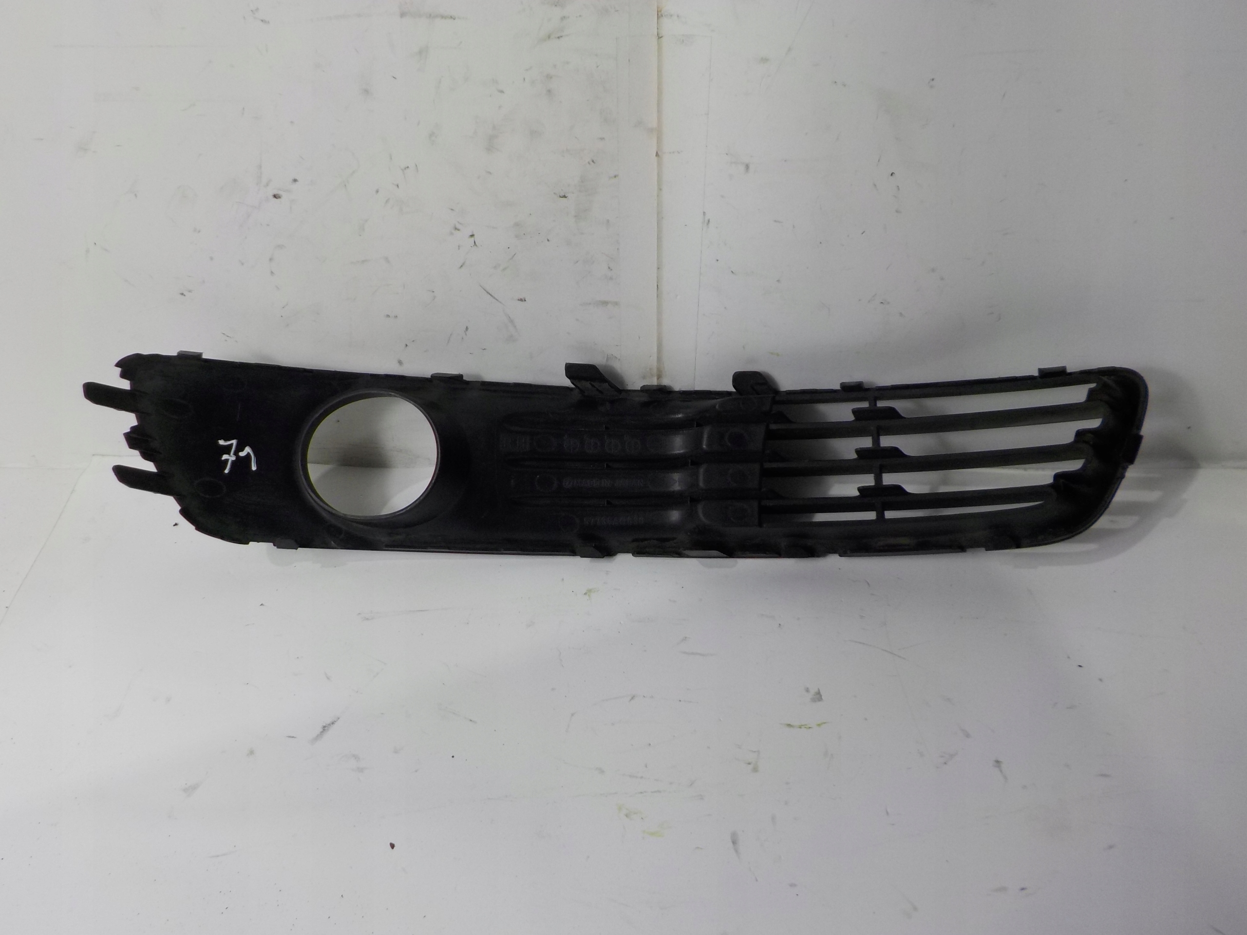 SUBARU LEGACY IV (BL, BP) grid grille W bumper 57731AG630