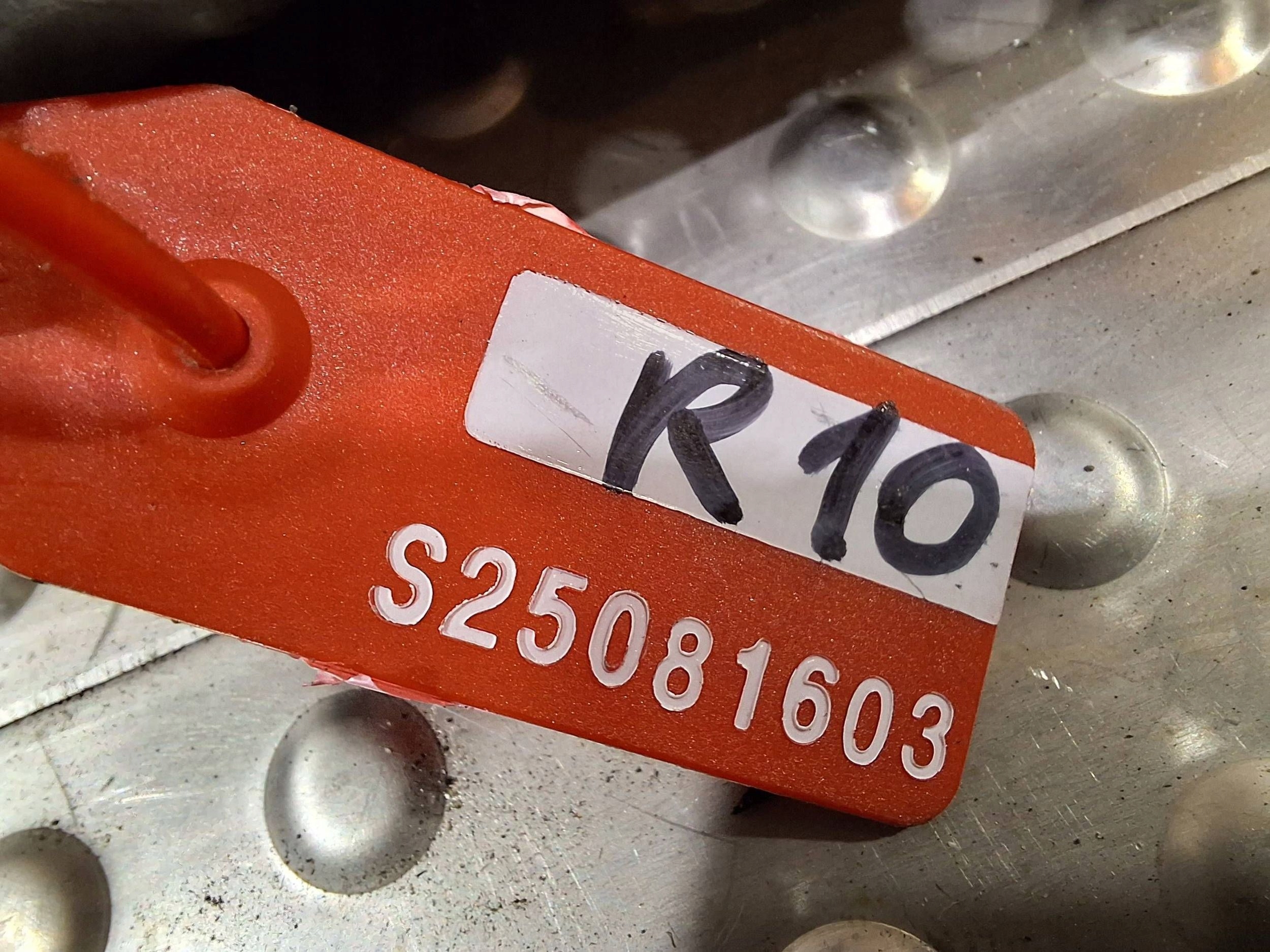 control unit of the engine computer 283G09822R A3C07157902 RENAULT ZOE