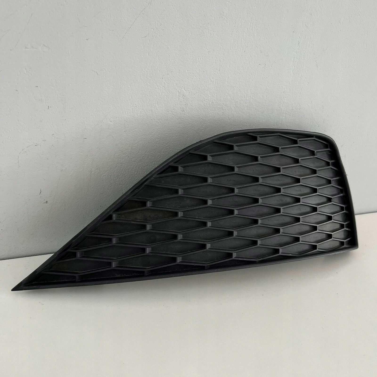 SEAT IBIZA IV 2008 - 2012 left grid of a bumper front 6J0853665