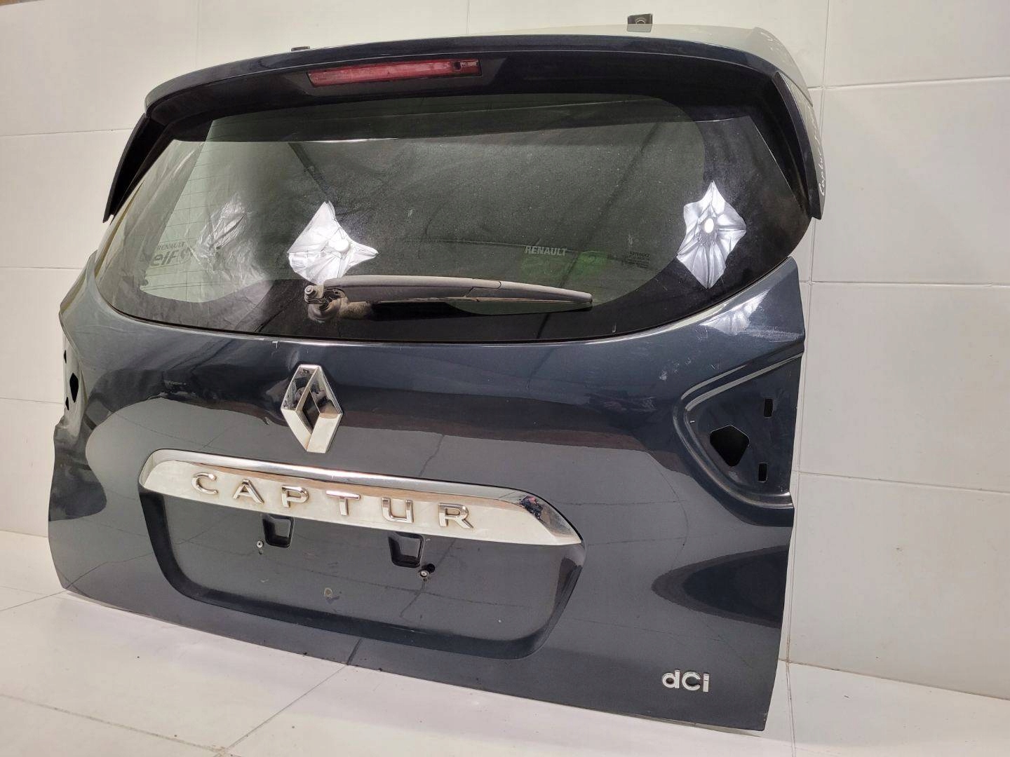rear trunk door boot Renault Captur 2016