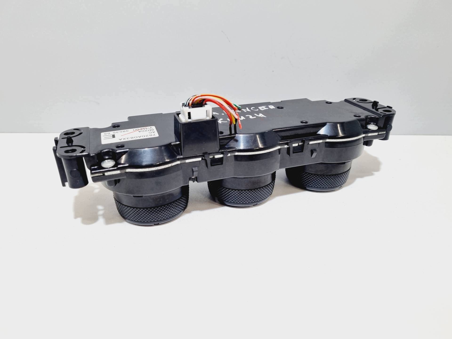 vezérlö panel a klímának Mitsubishi Lancer 10 2008 7820A083XA
