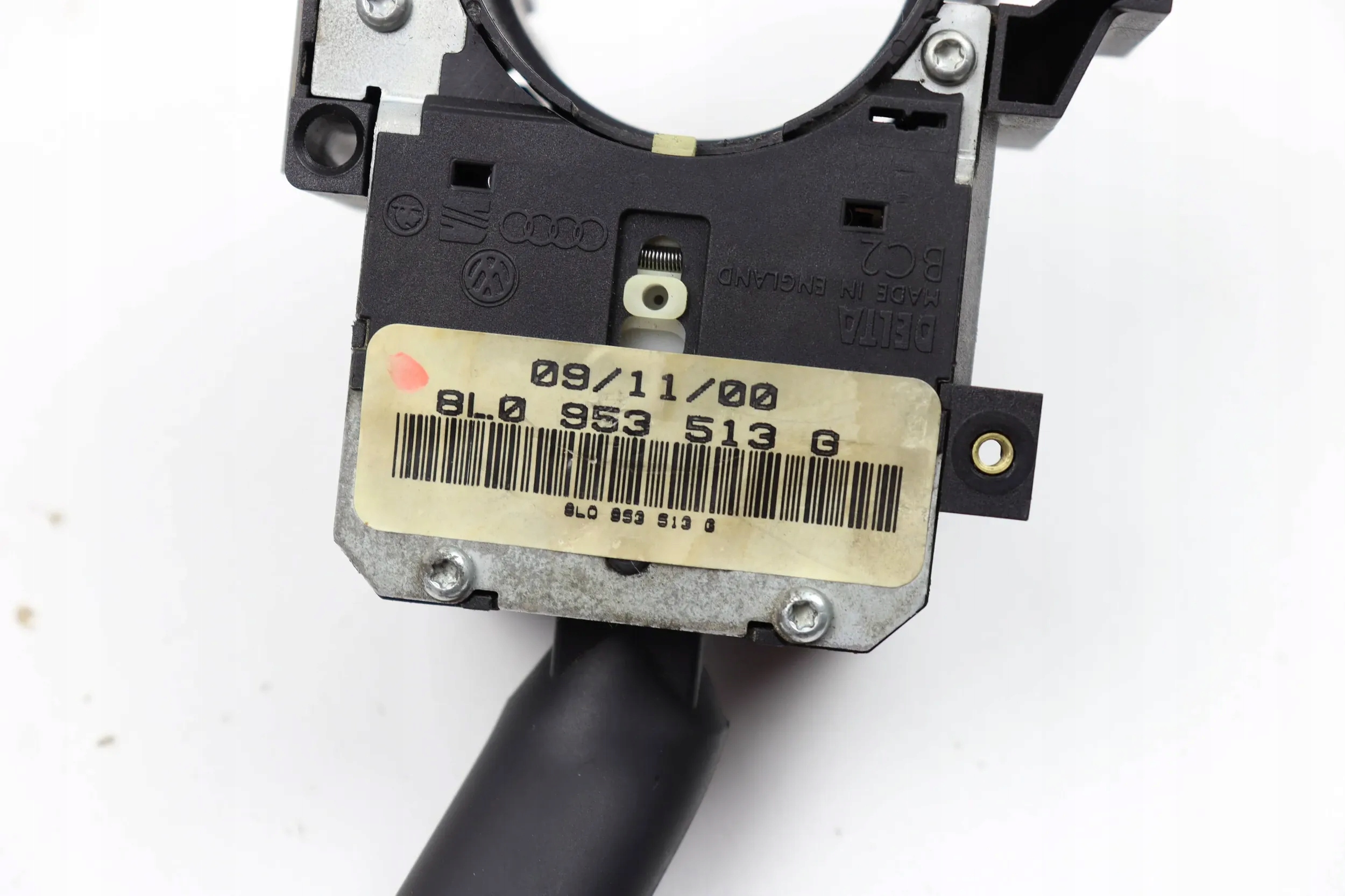 VW PASSAT B5 GOLF IV BORA Bouton Indicateurs de direction MANETKA 8L0953513G