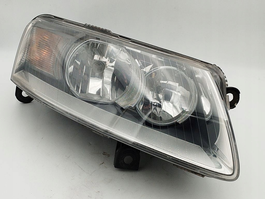 Audi A6 C6 light right front front