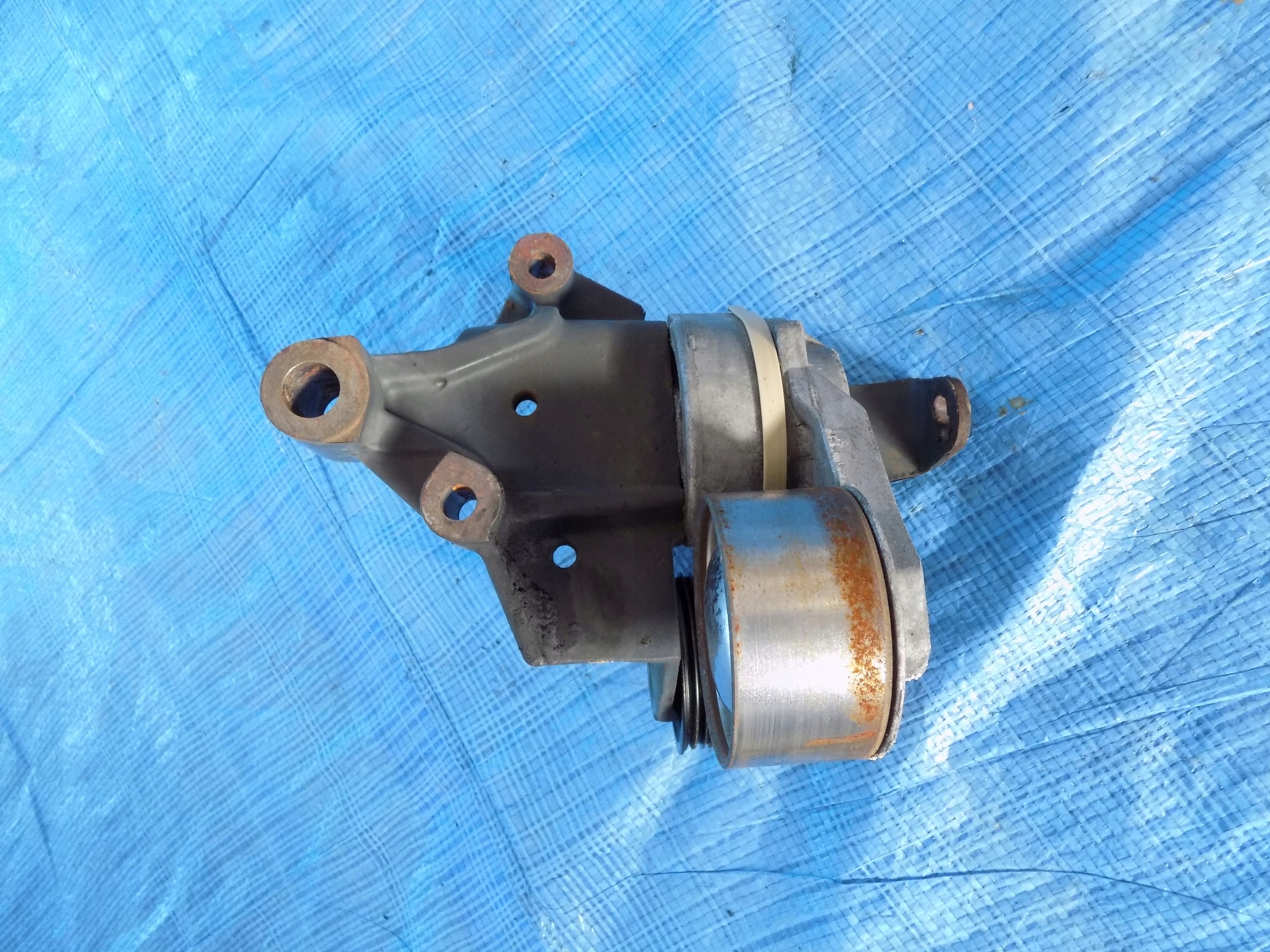 Riemenspanner Spannelement rolle Stütze RENAULT PREMIUM 440DXI