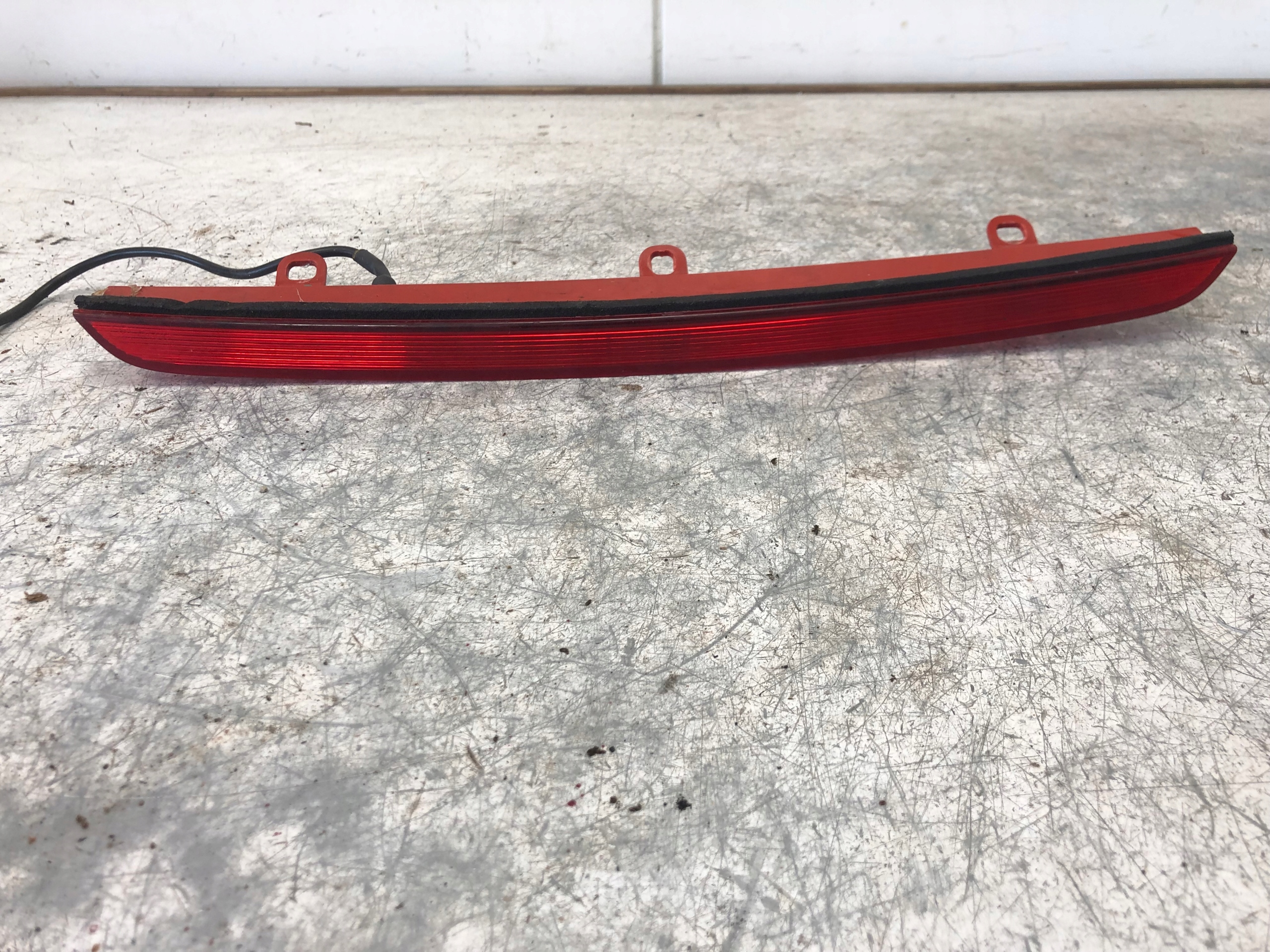 TRZECIE light STOP AUDI A6 C7 4G9945097