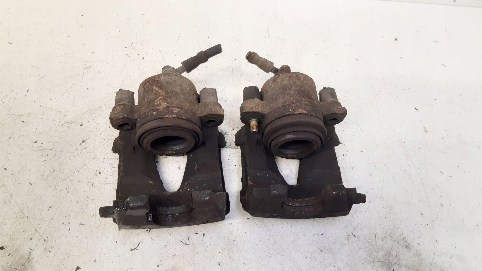caliper front front right left Audi A1 8X 1,2 TSI