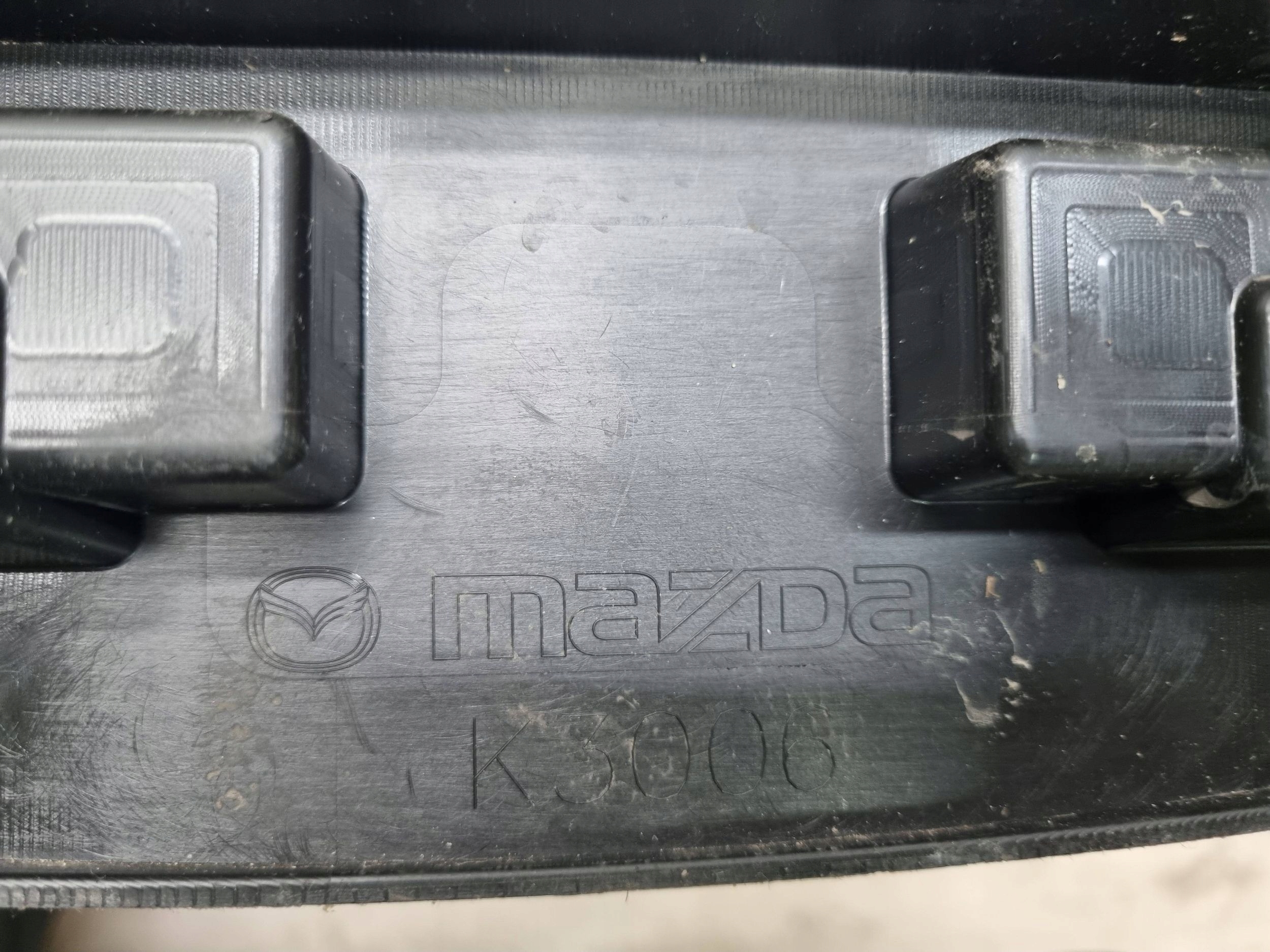 Mazda 2 DE Kühlergrill FRONTGRILL Kühlergitter D65F50712 - Thumbnail 7