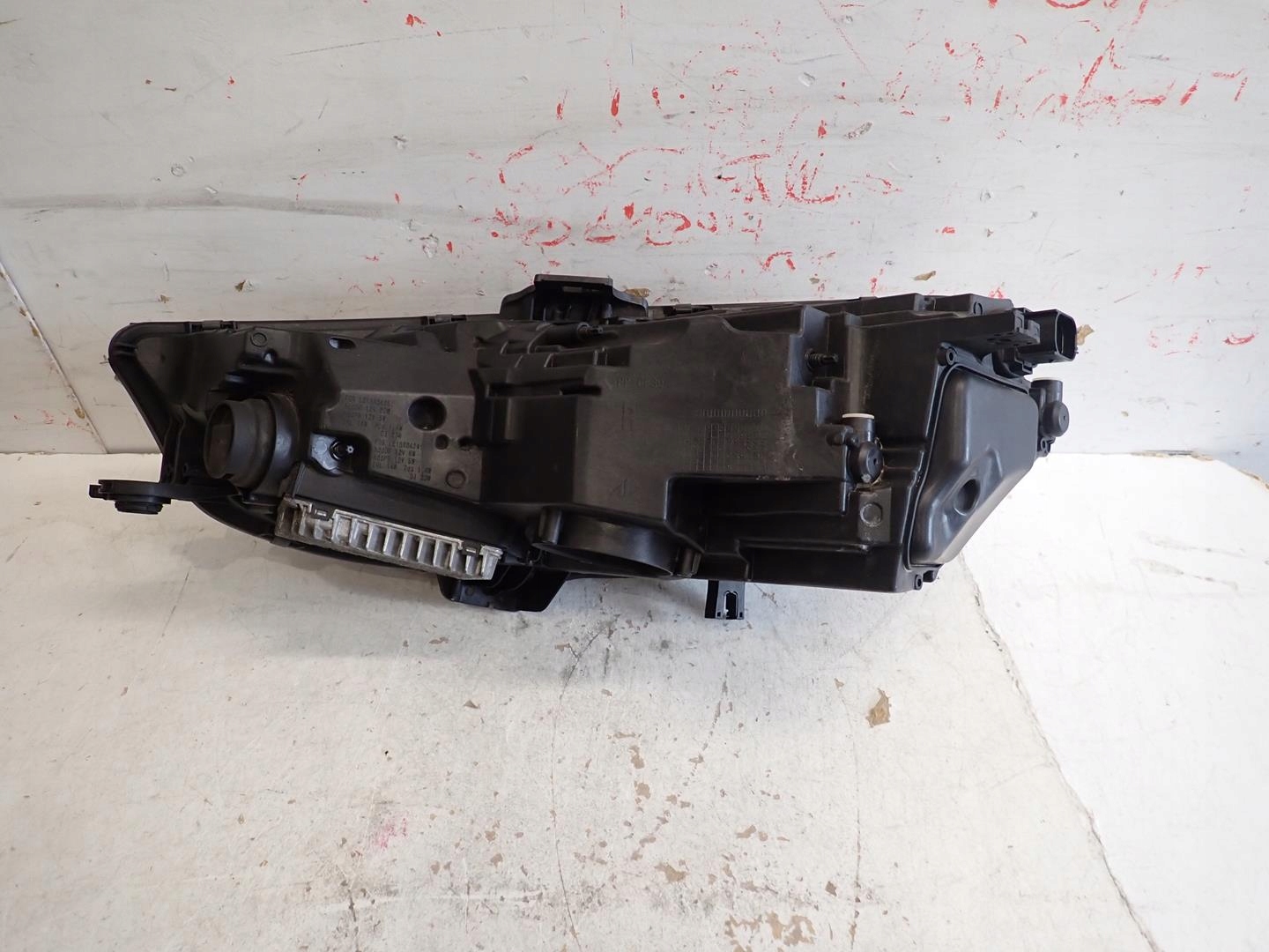 light front front right AUDI A4 B9 LIFT 2019- FULL LED MATRIX 8W0941036E