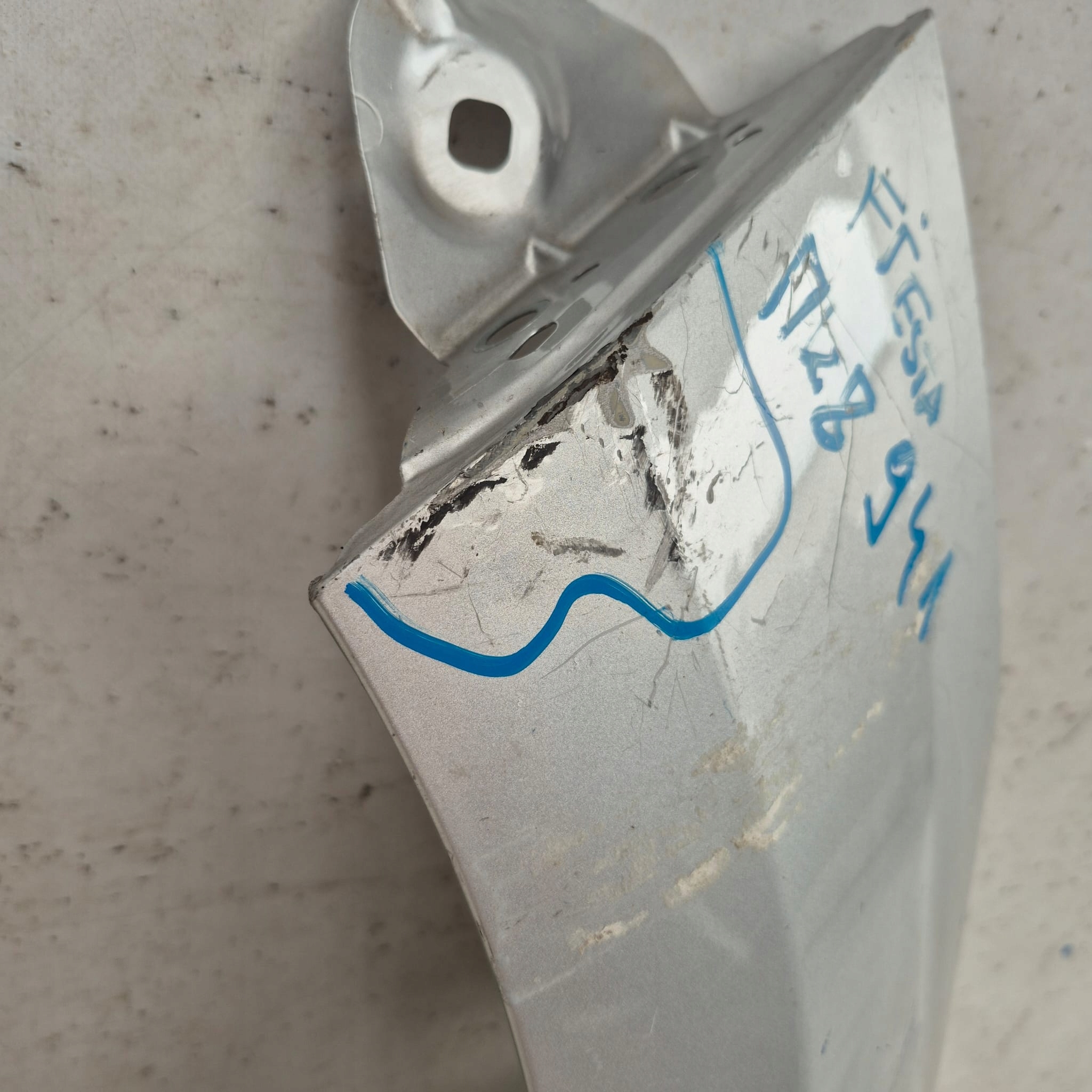FORD FIESTA VIII 8 MK8 16-23 fender front front left