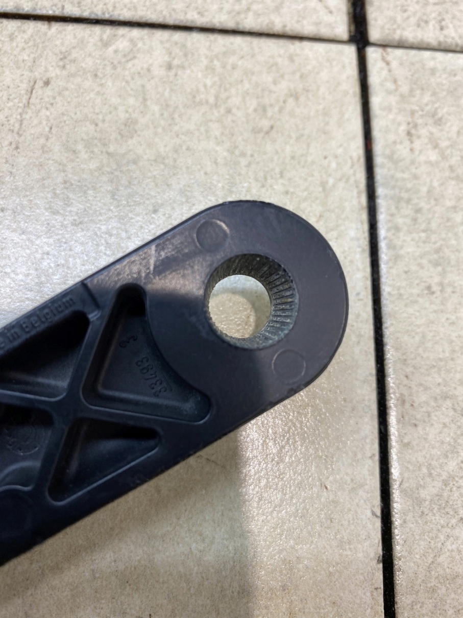 wiper arm front PEUGEOT 206 FL