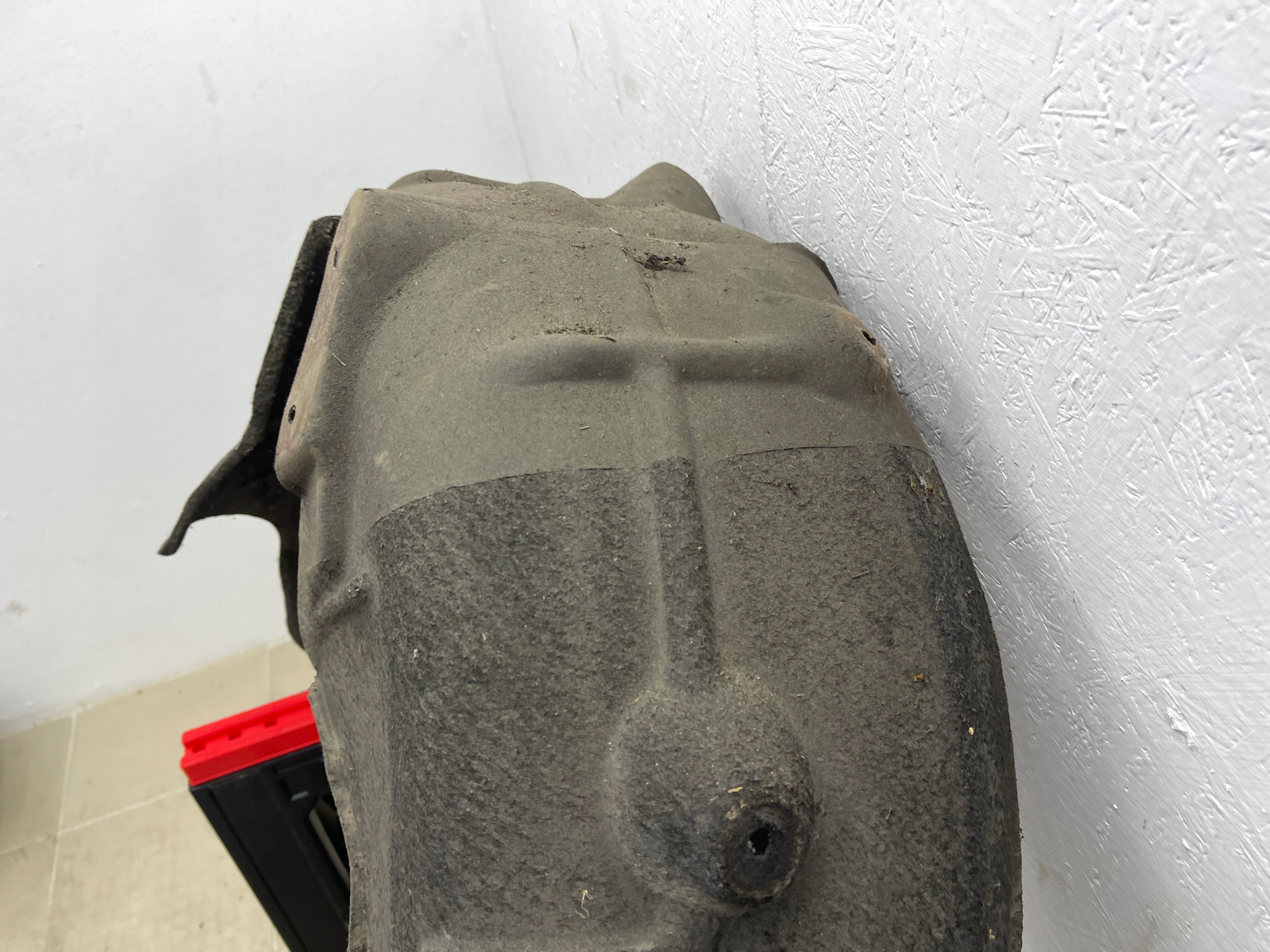 BMW F45 F46 mudguard left rear part rear.