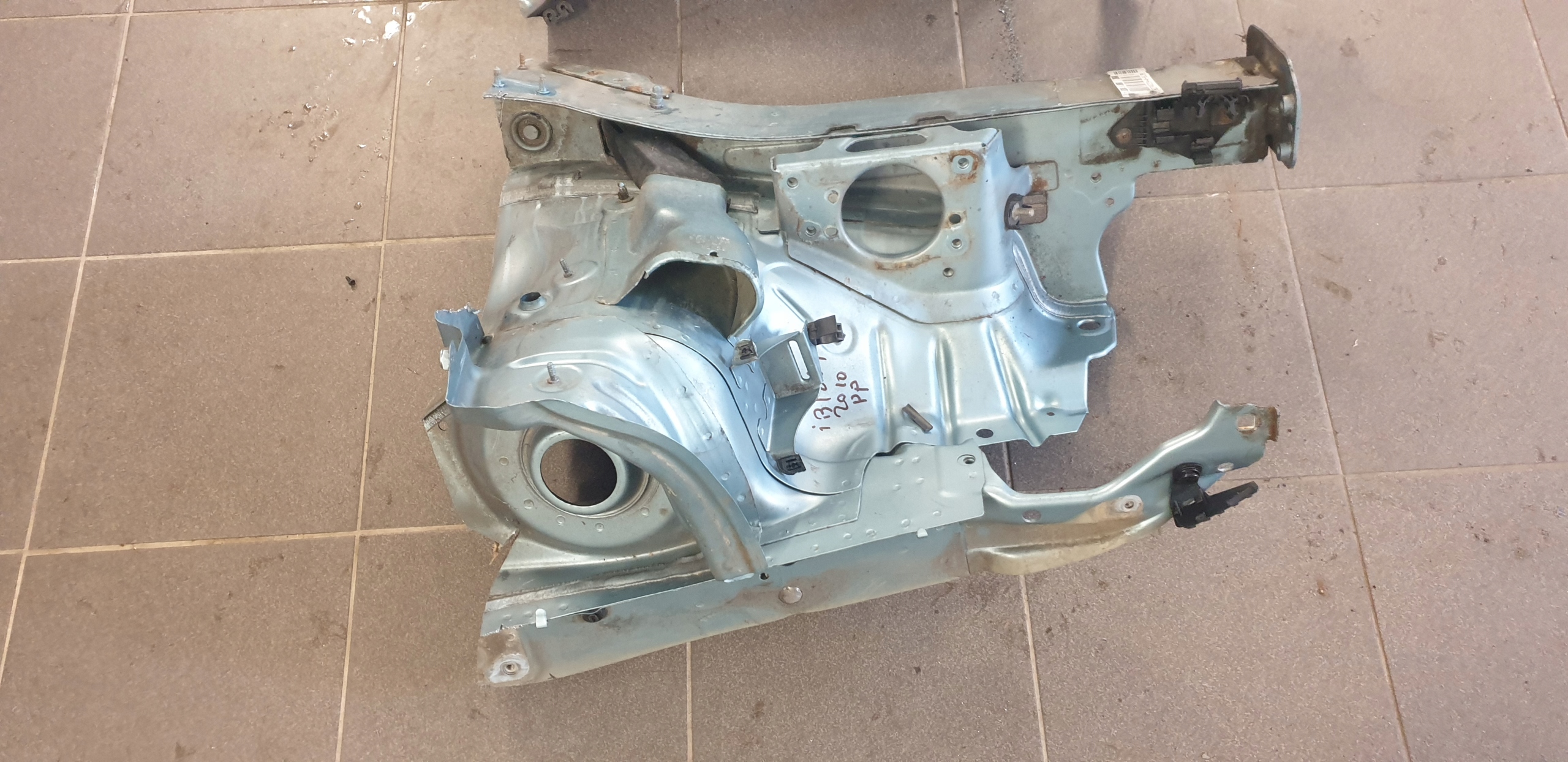 LONGHERONE quarto LONGHERONE SEAT IBIZA 4 IV 2008-2014