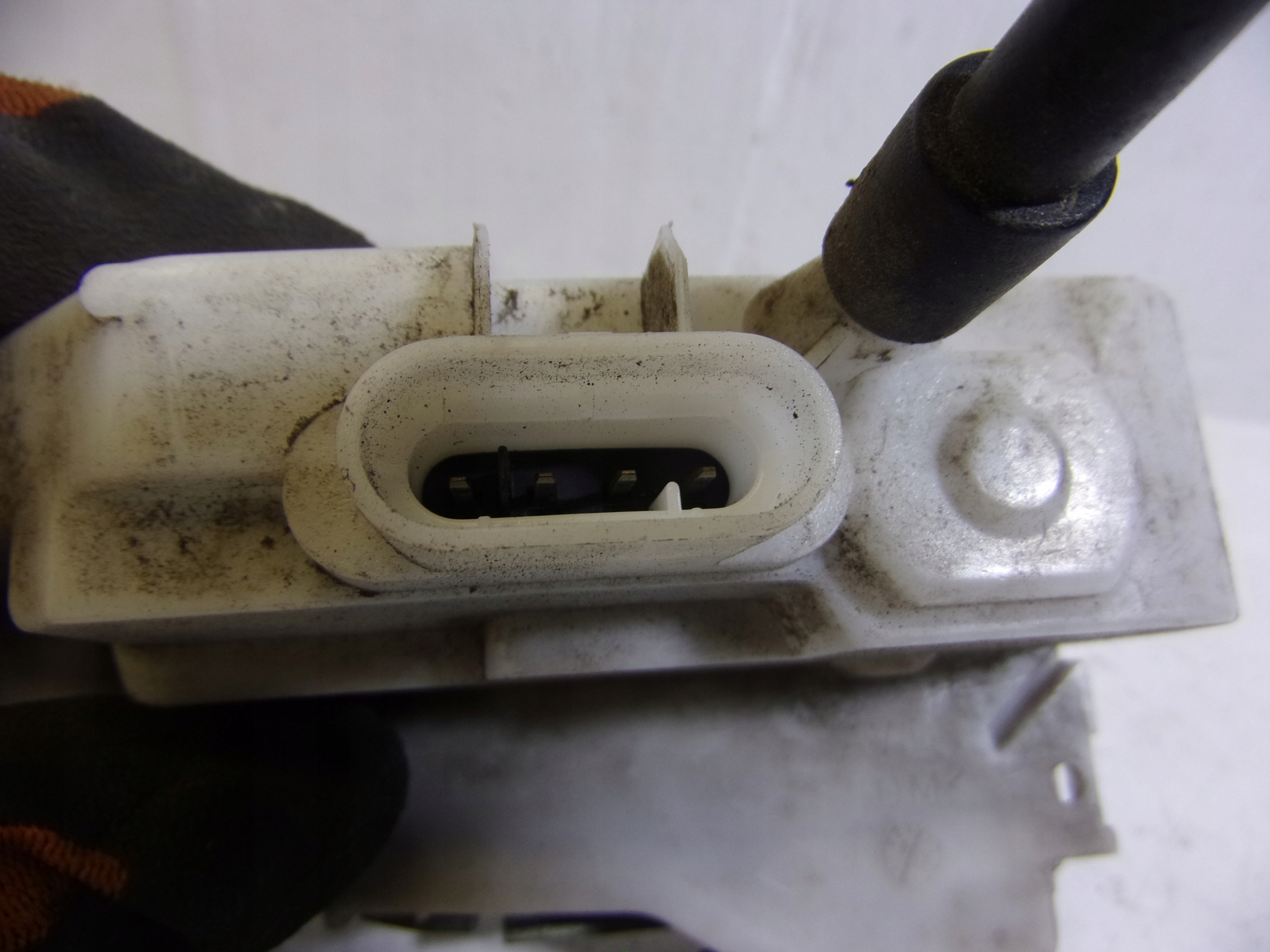 lock door CENTRALNY right front CITROEN C3 46983280