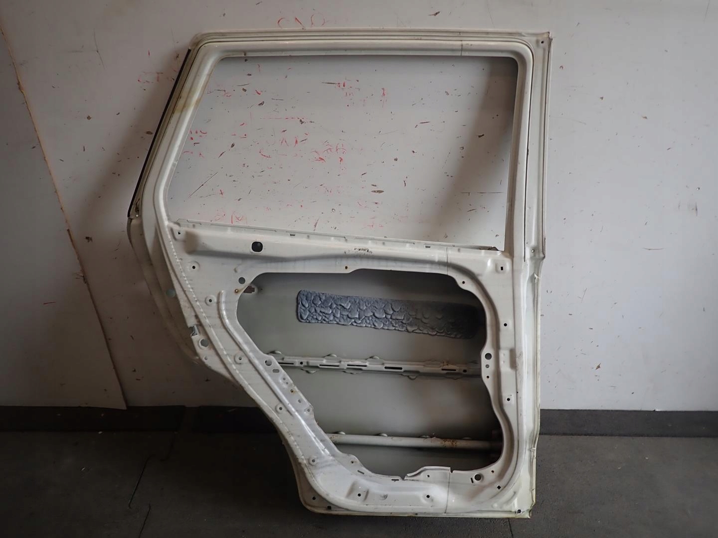 door rear part rear. left HYUNDAI SANTA FE II 2006-2010