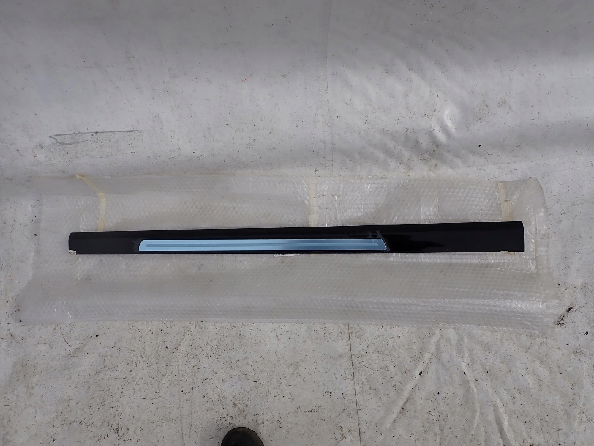 AUDI A6 C6 4F 04-11 moulding threshold right front
