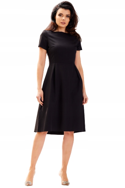 

Rozkloszowana Sukienka Z Krótkimi Rękawami