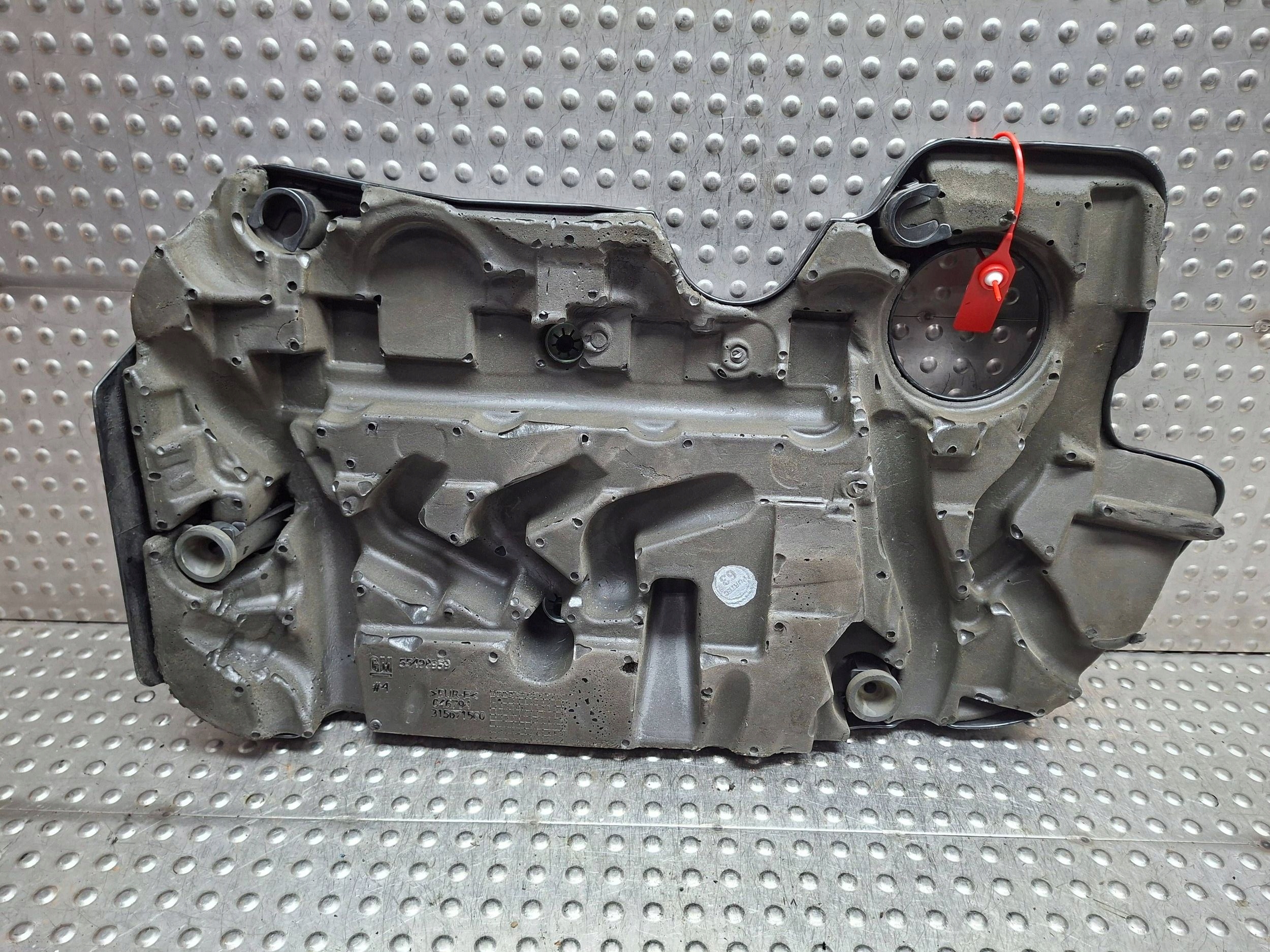upper cover engine housing cover 55498959 OPEL INSIGNIA B 1.6 CDTI 2017