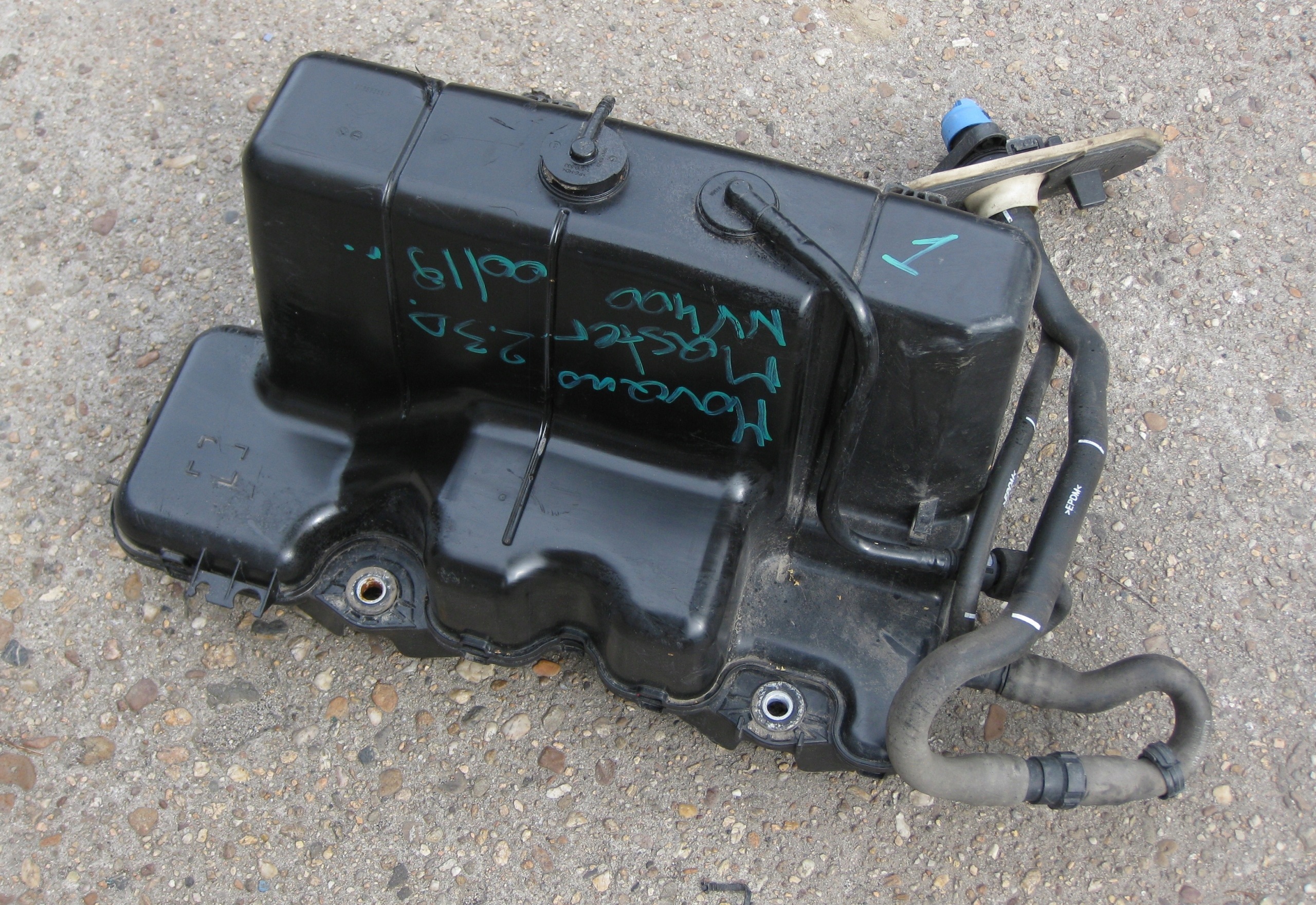 RENAULT MASTER III tank ADBLUE complete pump 208S85661R