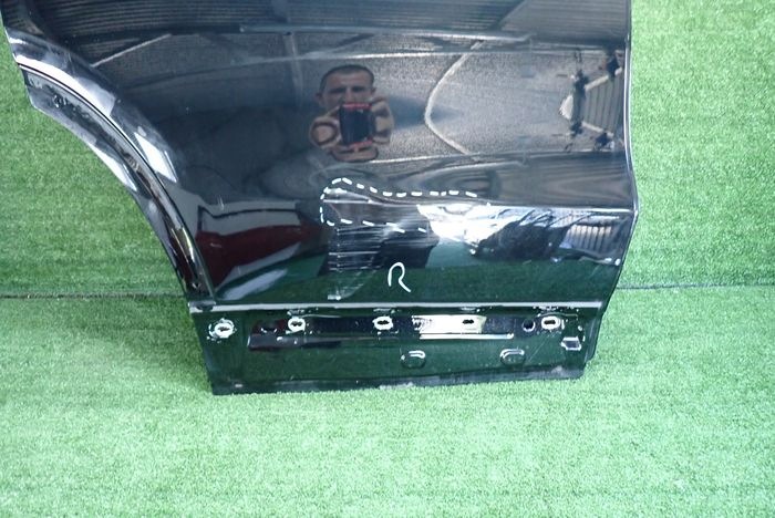 MERCEDES W247 247 GLA dvere pravé zadné zadok