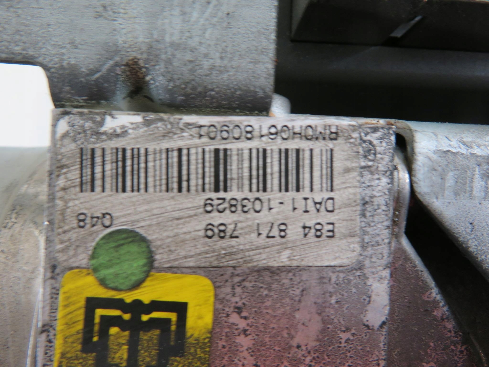 SIŁOWNIK DACHU RENAULT MEGANE II E84871789 Typ samochodu Samochody osobowe