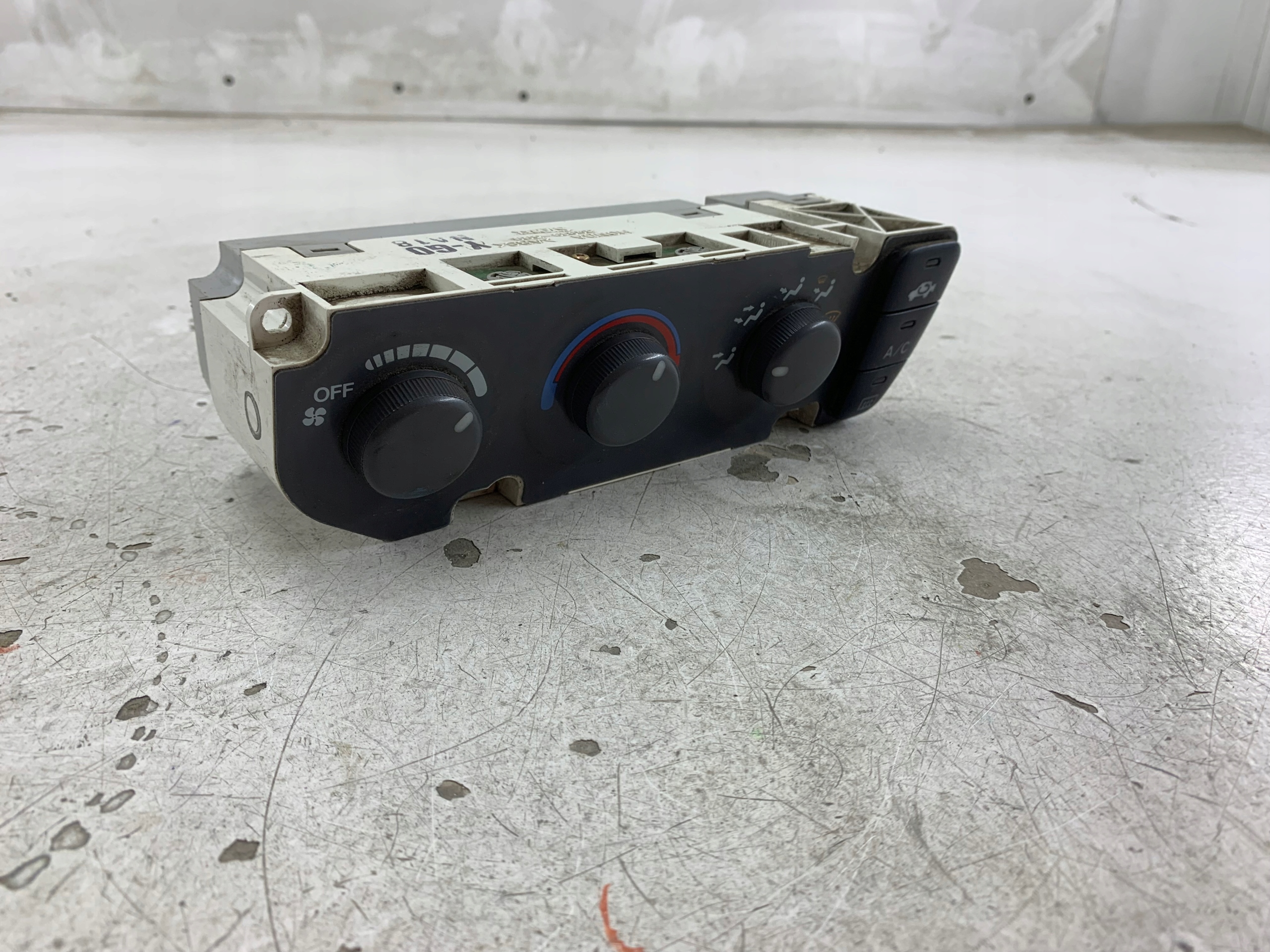 HONDA CR-V e RD COMANDI CLIMA BQ919-399
