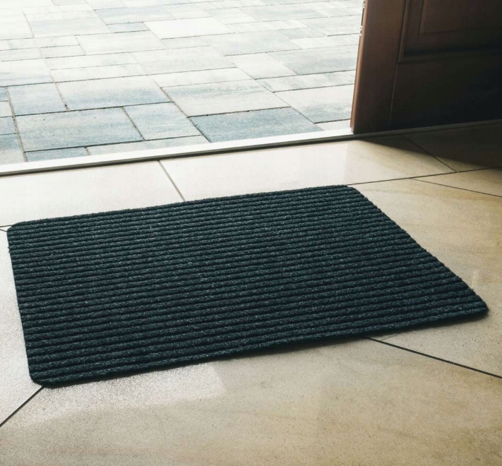 WYCIERACZKA POD DRZWI ZEWNĘTRZNA MATA WEJŚCIOWA DO BUTÓW 50x70 Marka inna